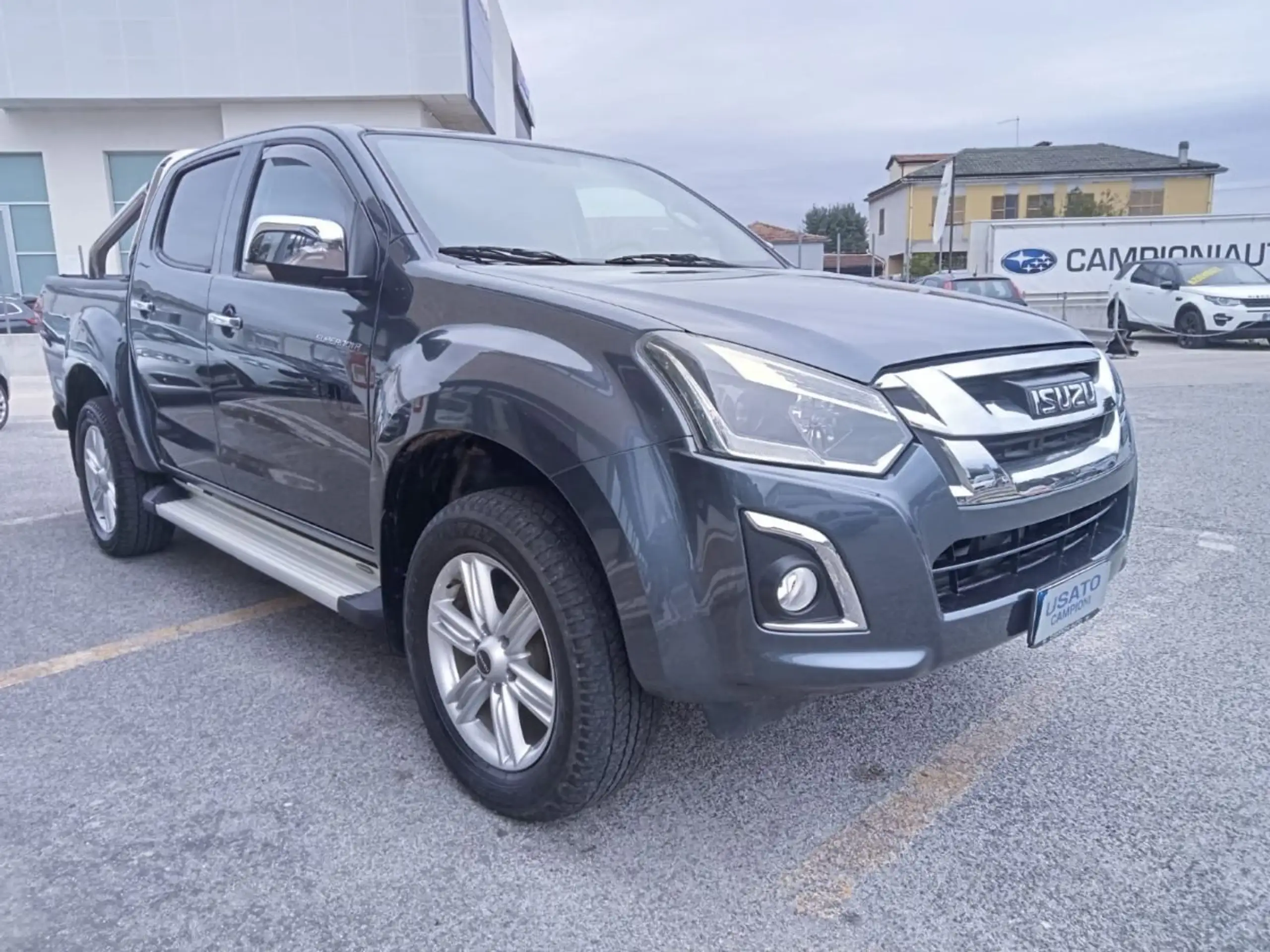 Isuzu - D-Max