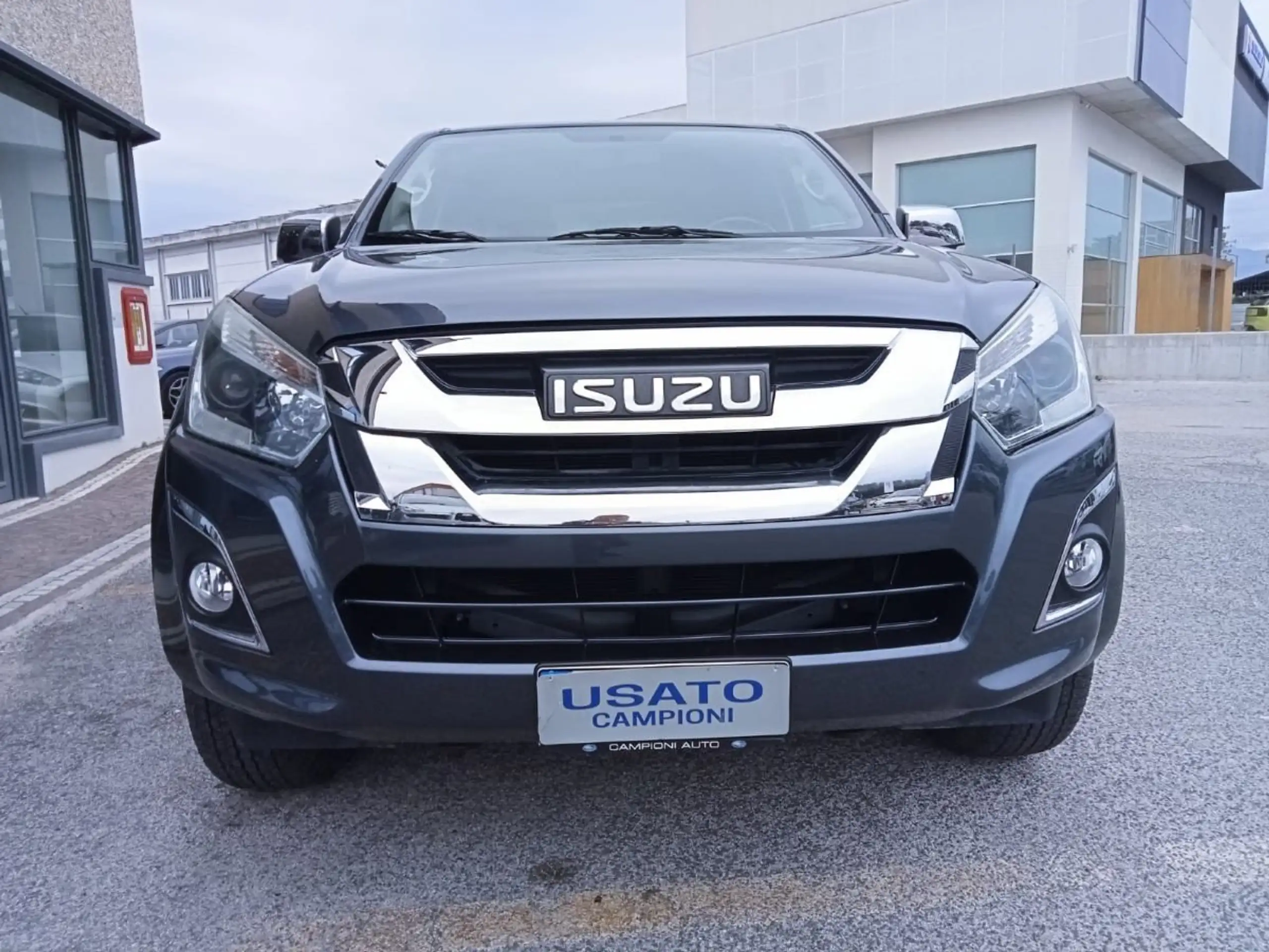 Isuzu - D-Max