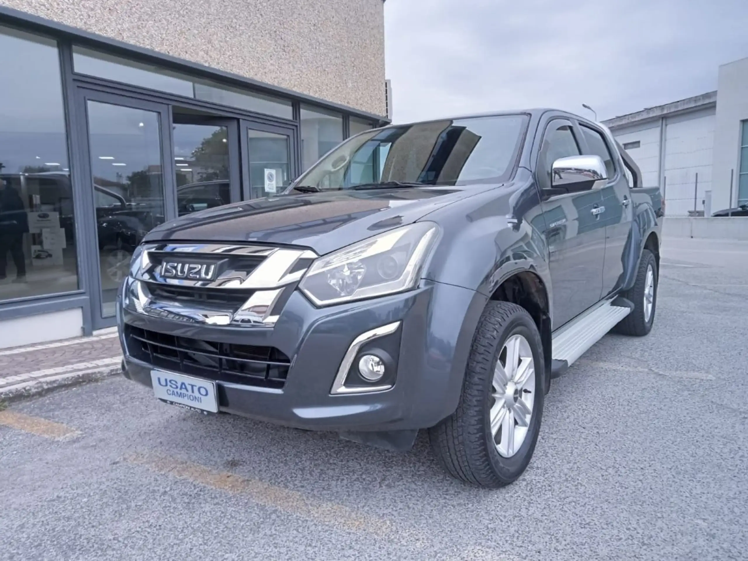 Isuzu - D-Max