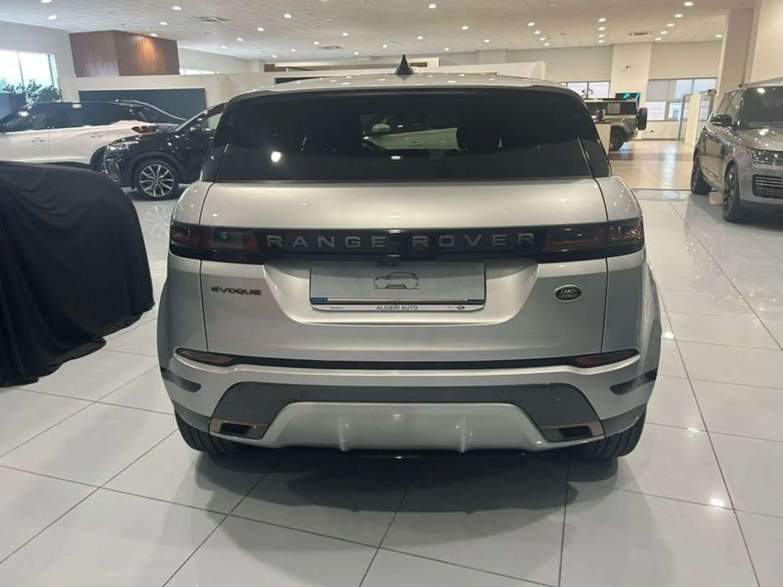 Land Rover - Range Rover Evoque