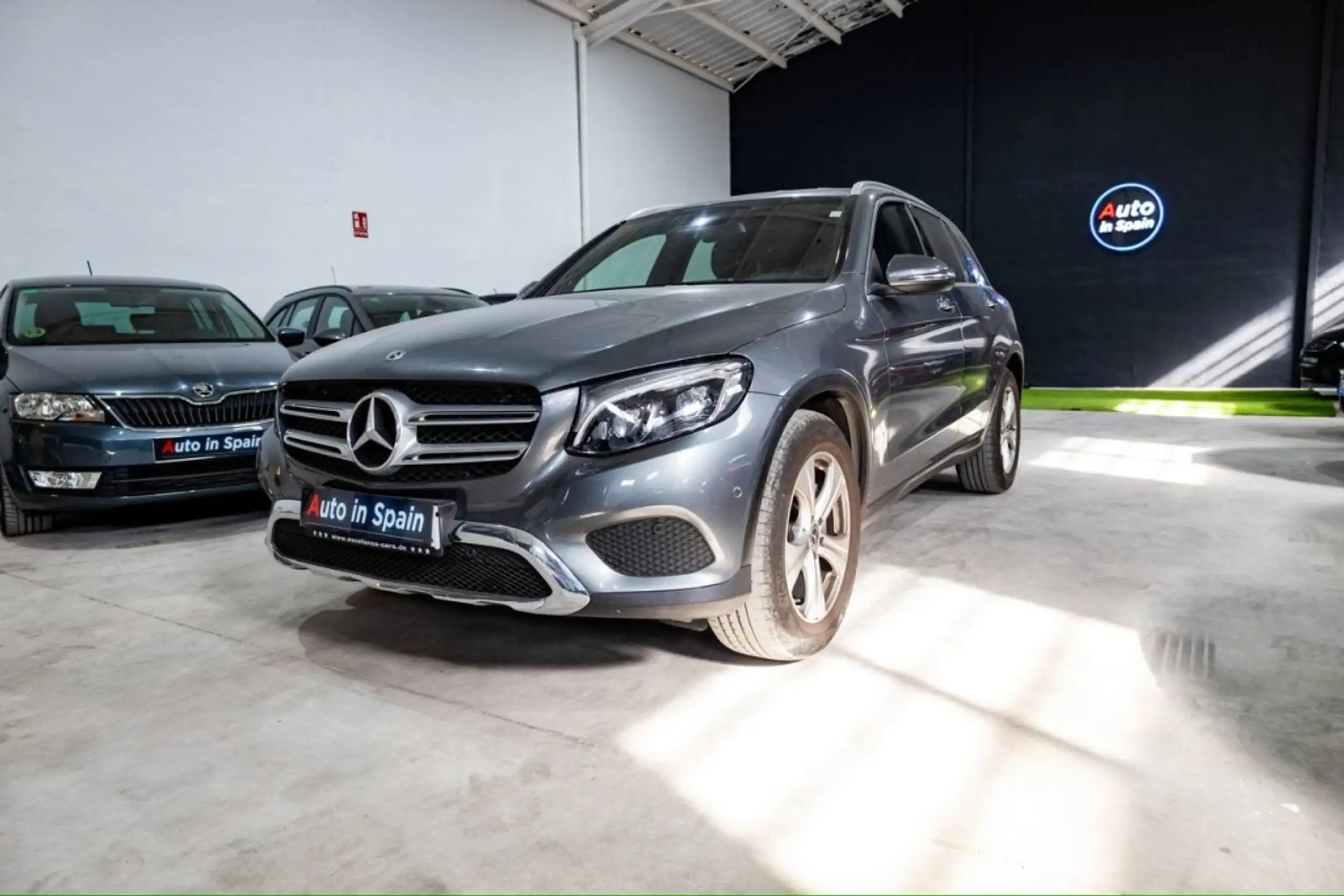 Mercedes-Benz - GLC 250