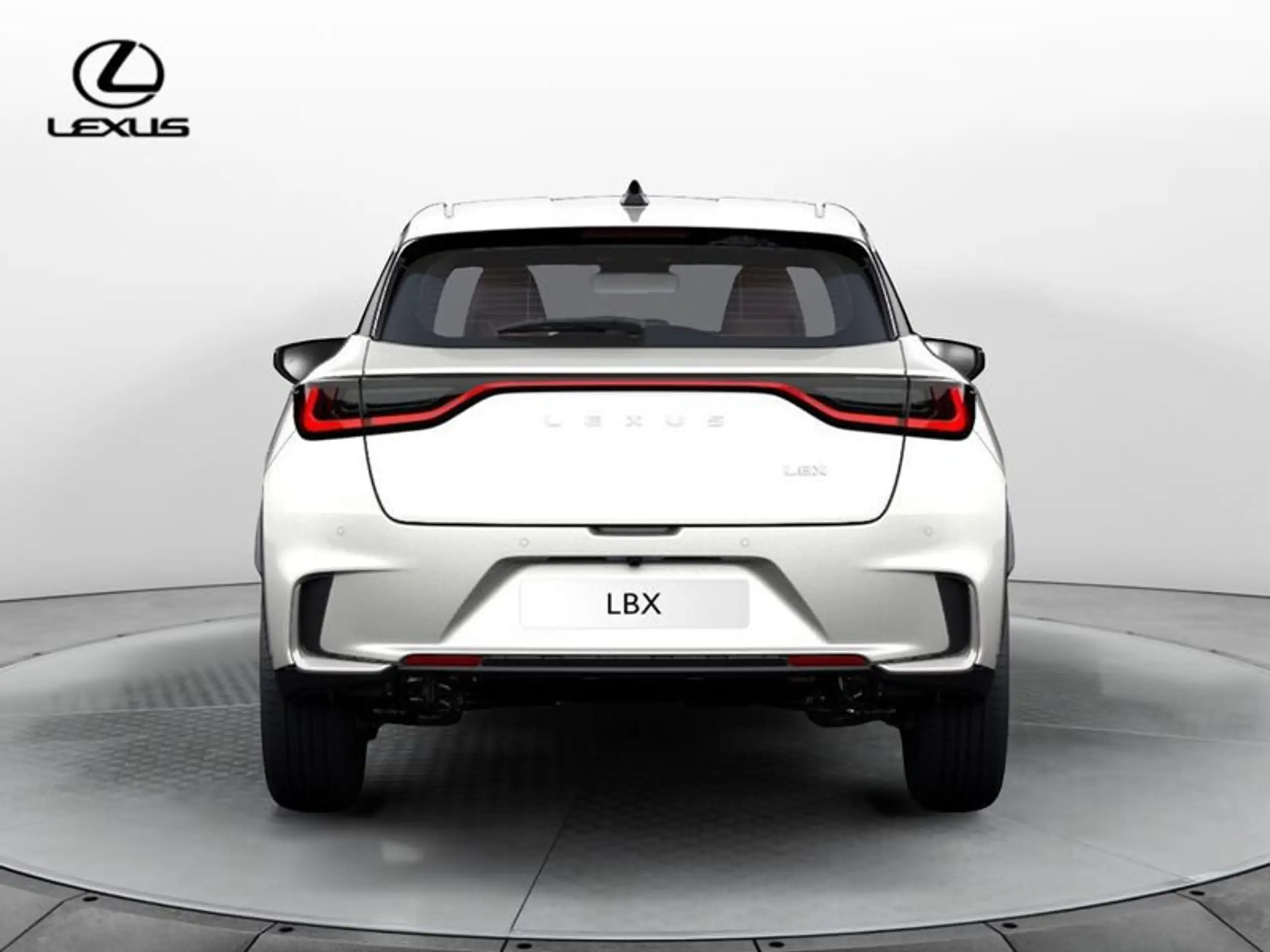 Lexus - LBX