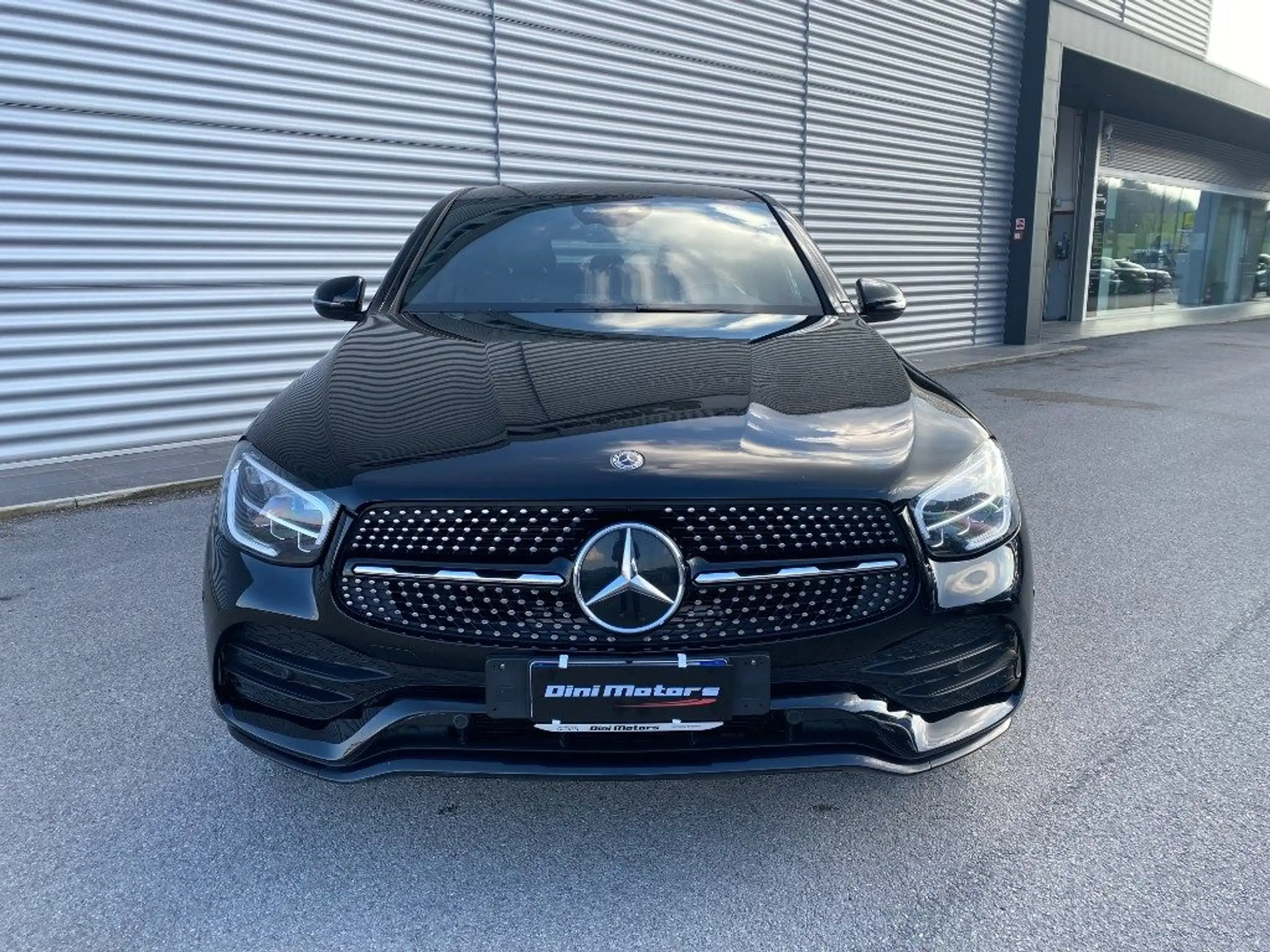 Mercedes-Benz - GLC 300