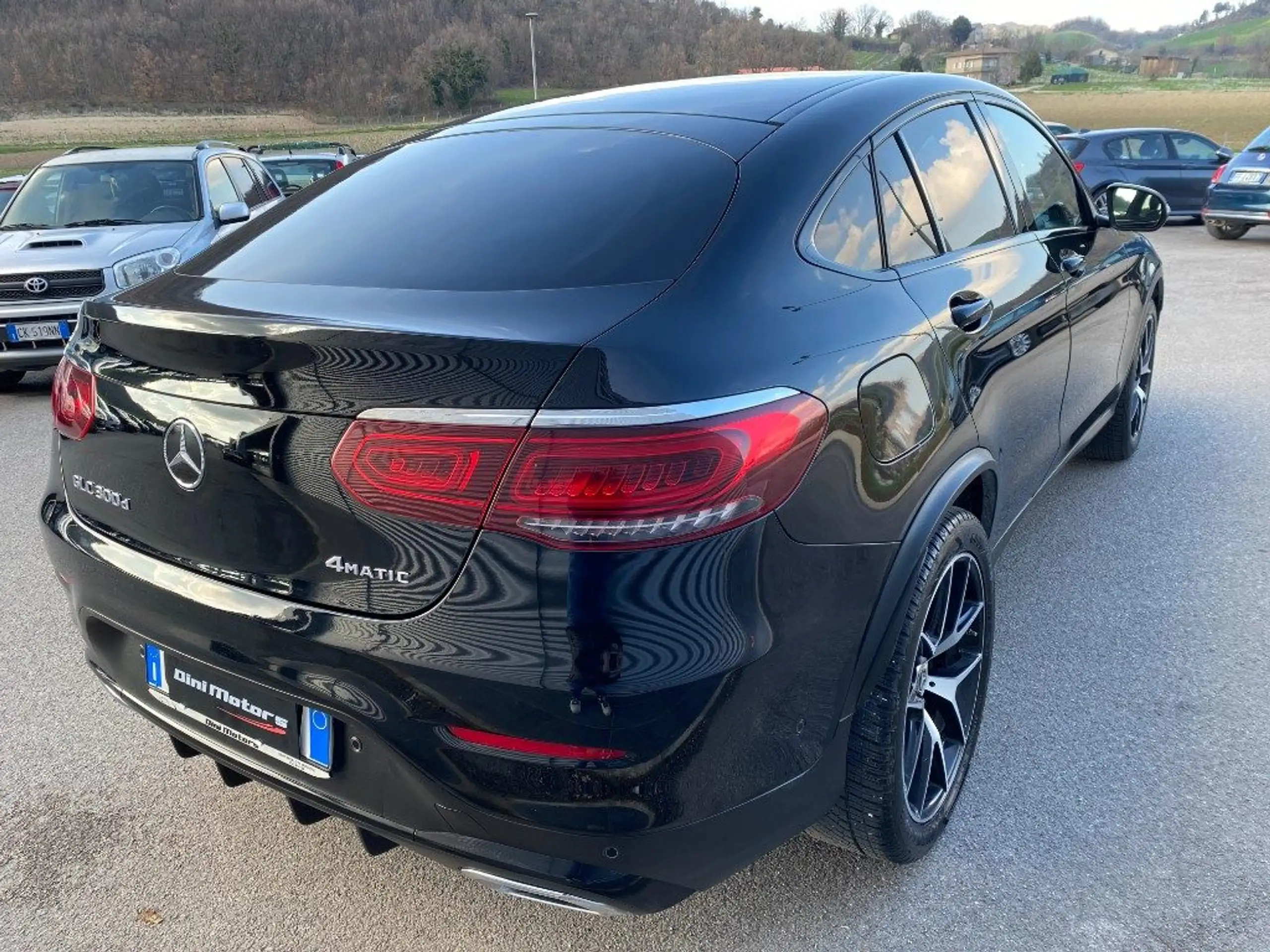 Mercedes-Benz - GLC 300