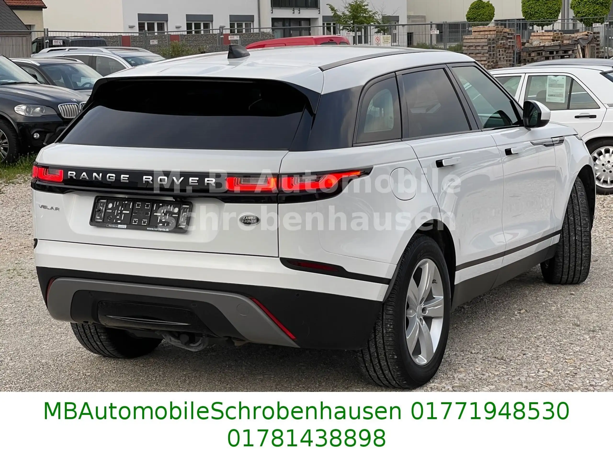 Land Rover - Range Rover Velar