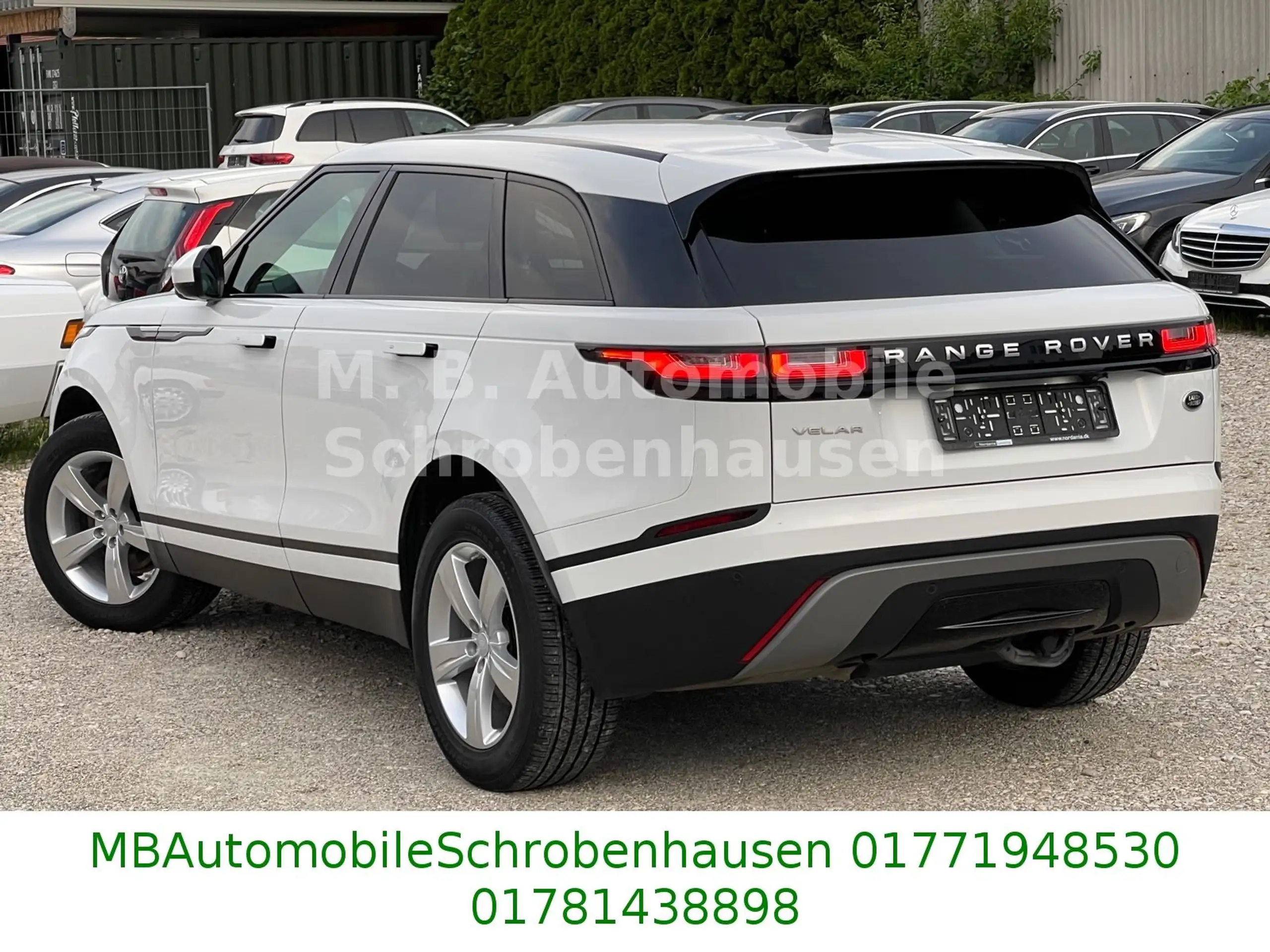 Land Rover - Range Rover Velar