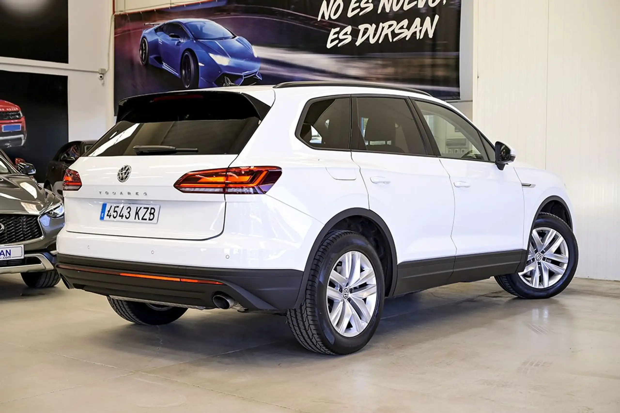 Volkswagen - Touareg