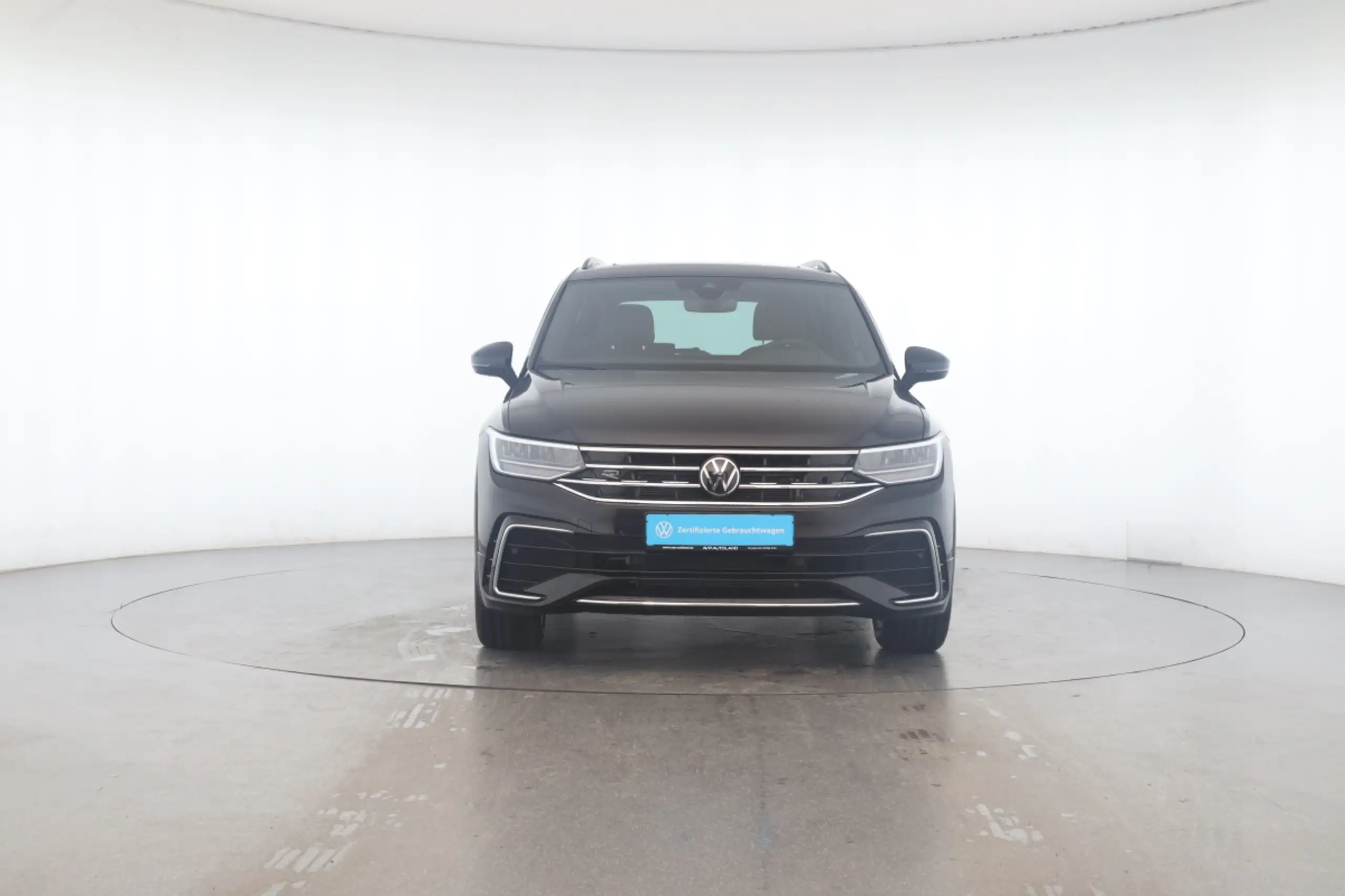 Volkswagen - Tiguan