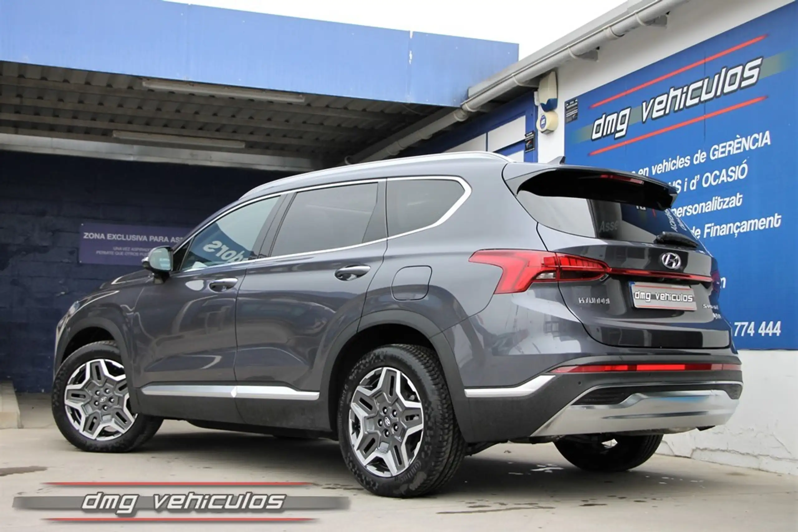 Hyundai - SANTA FE