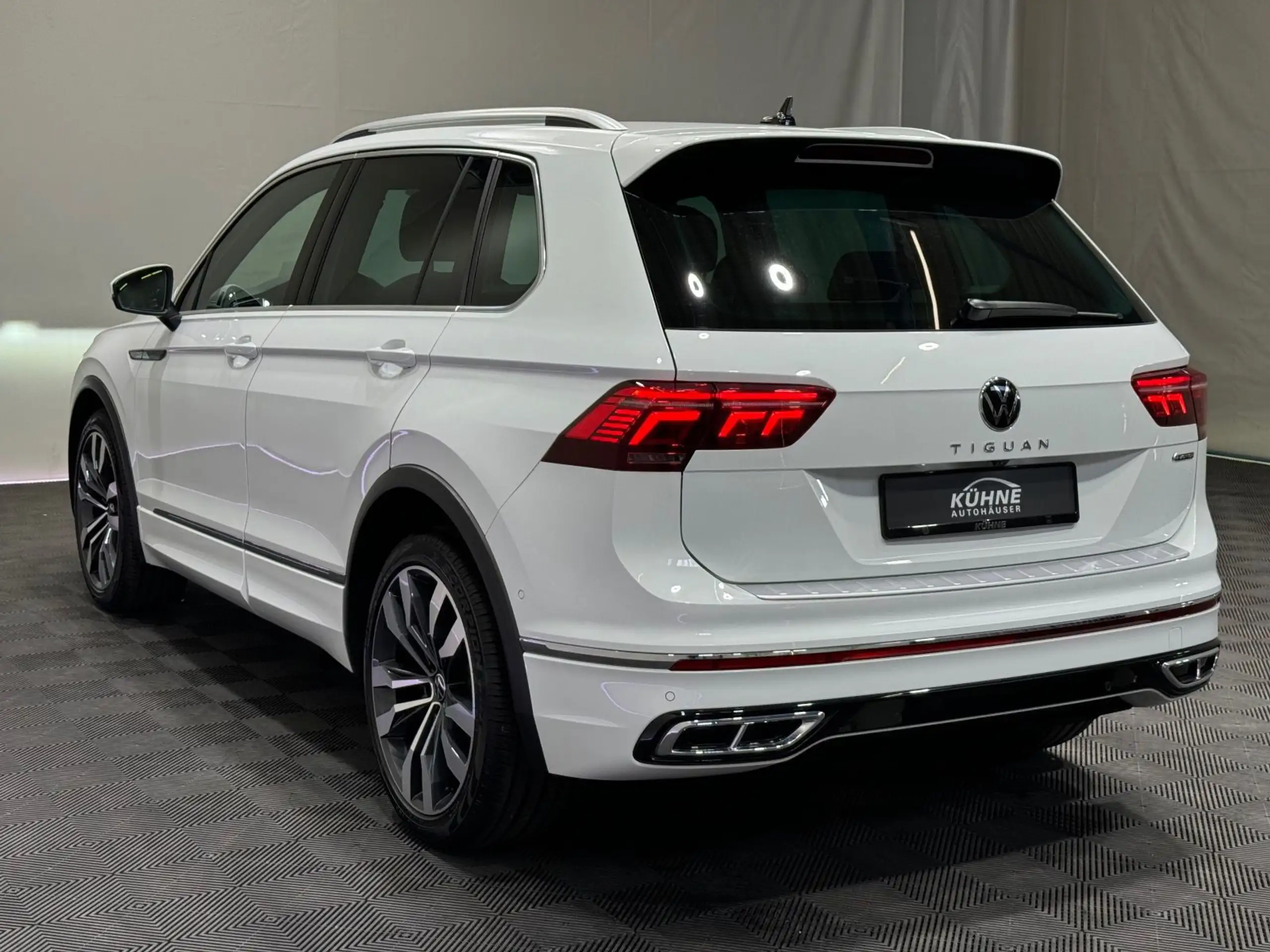 Volkswagen - Tiguan