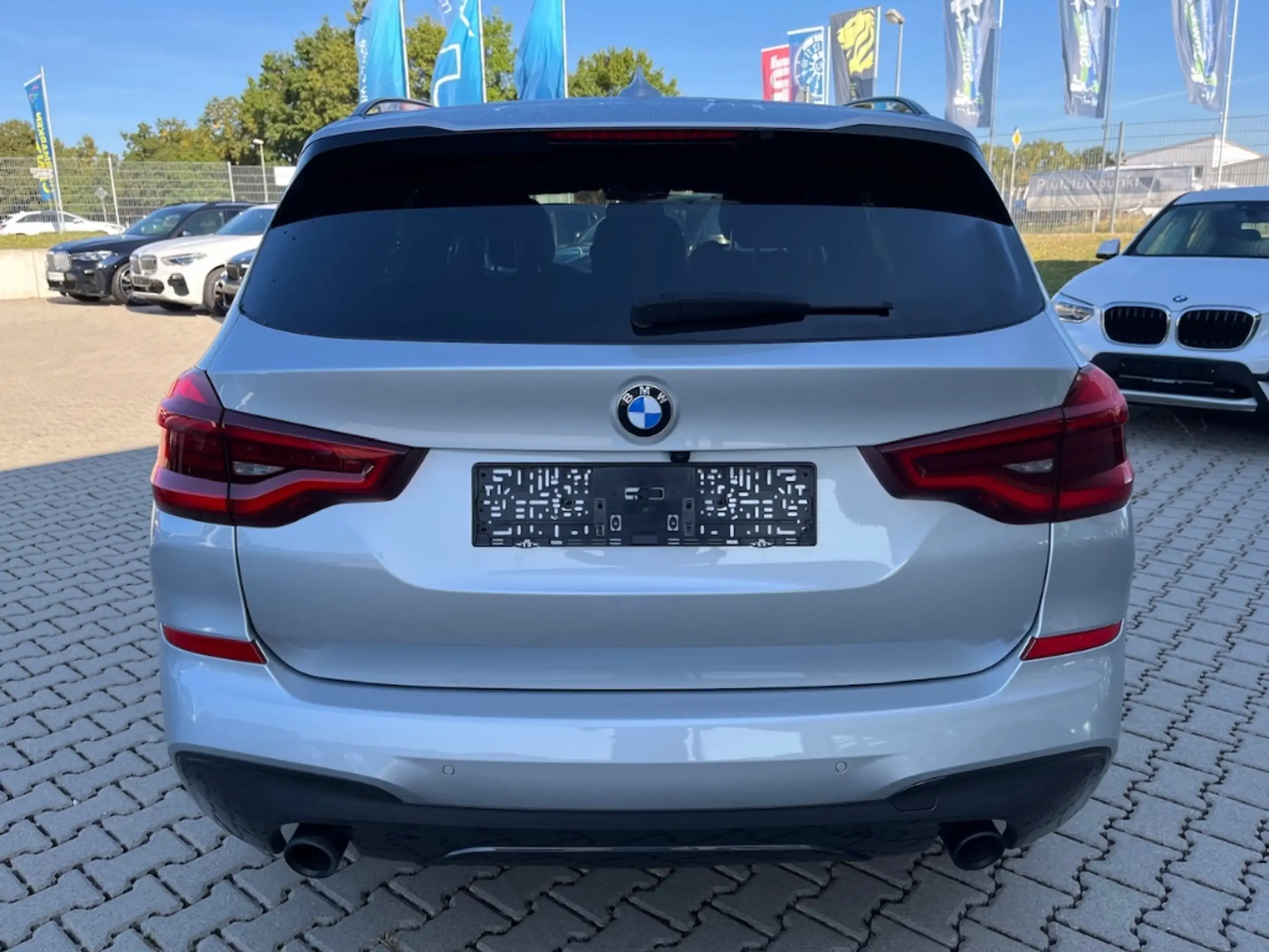 BMW - X3