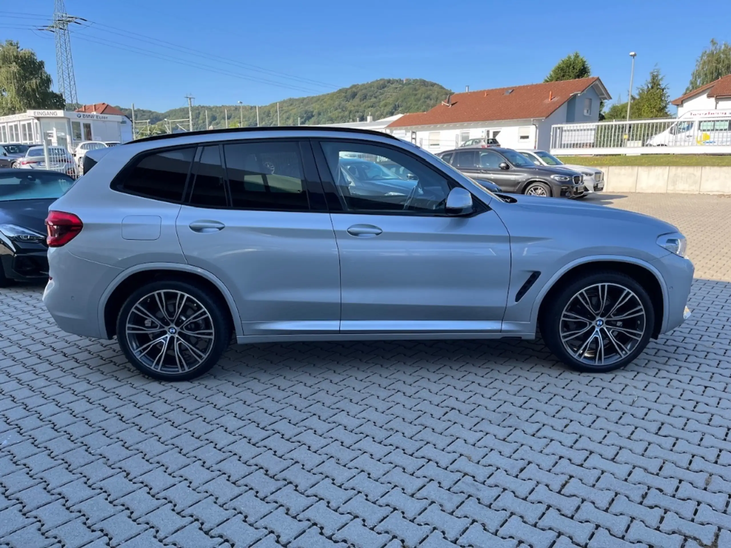 BMW - X3