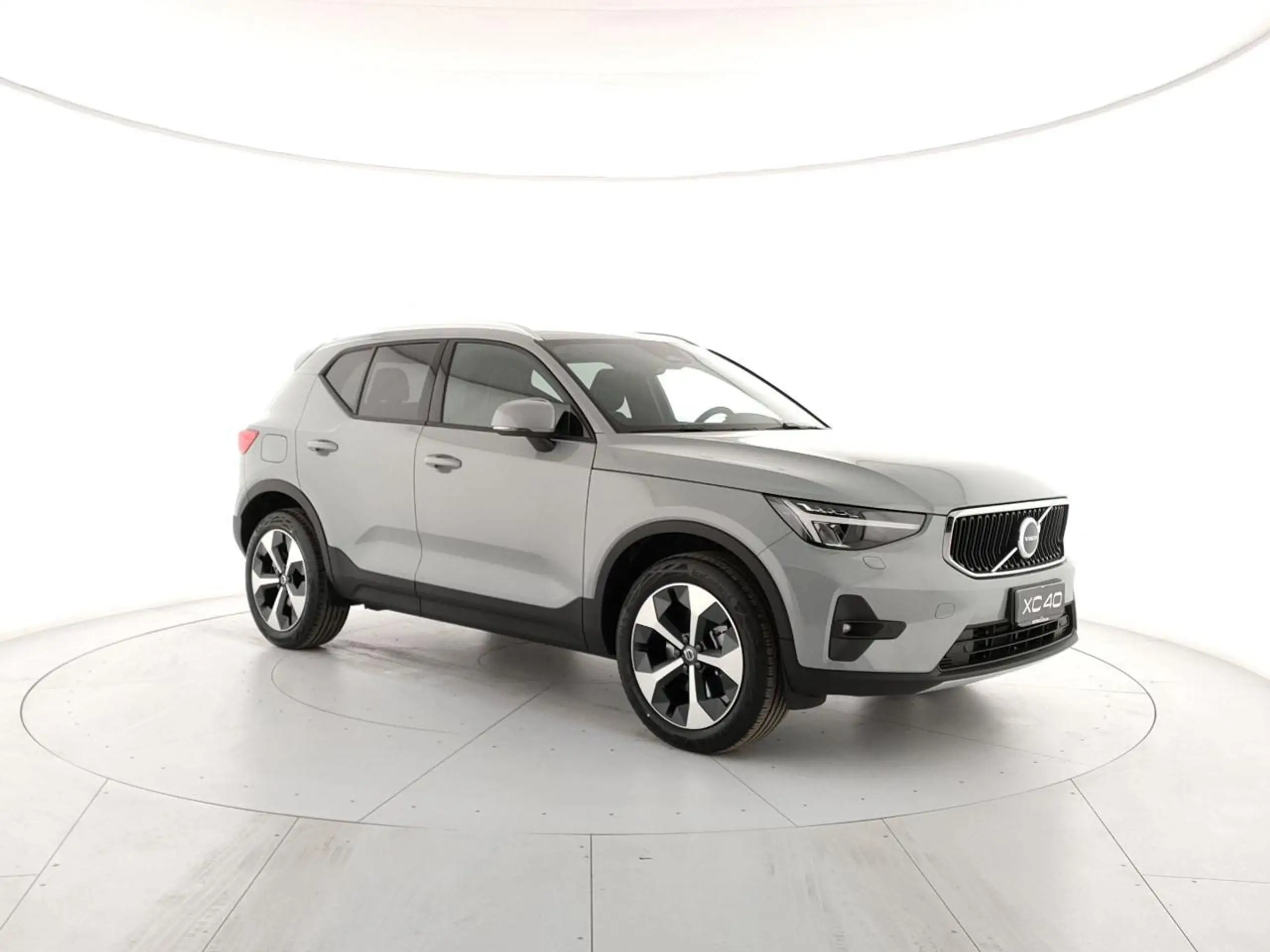 Volvo - XC40