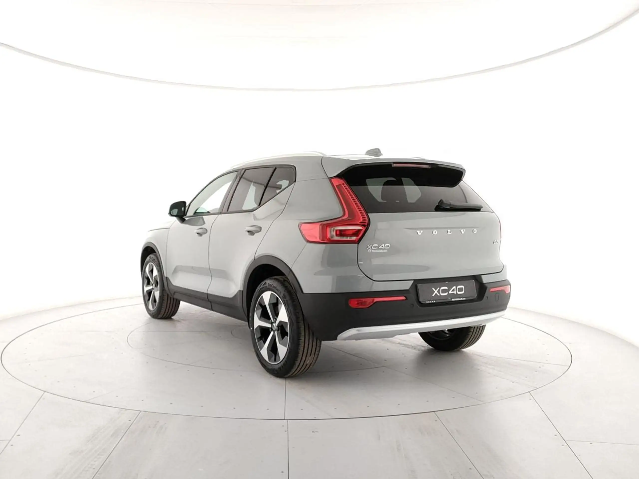 Volvo - XC40