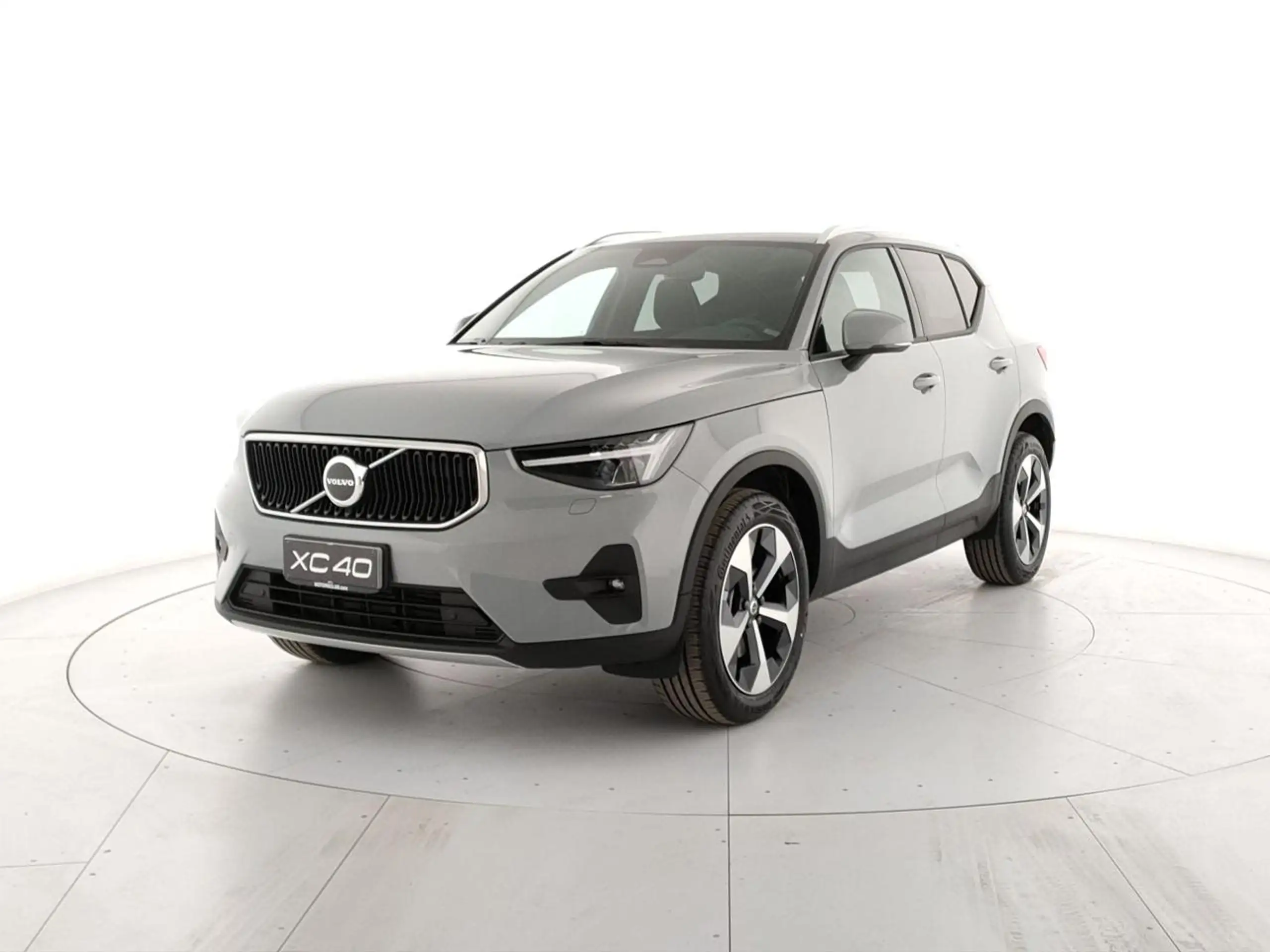 Volvo - XC40