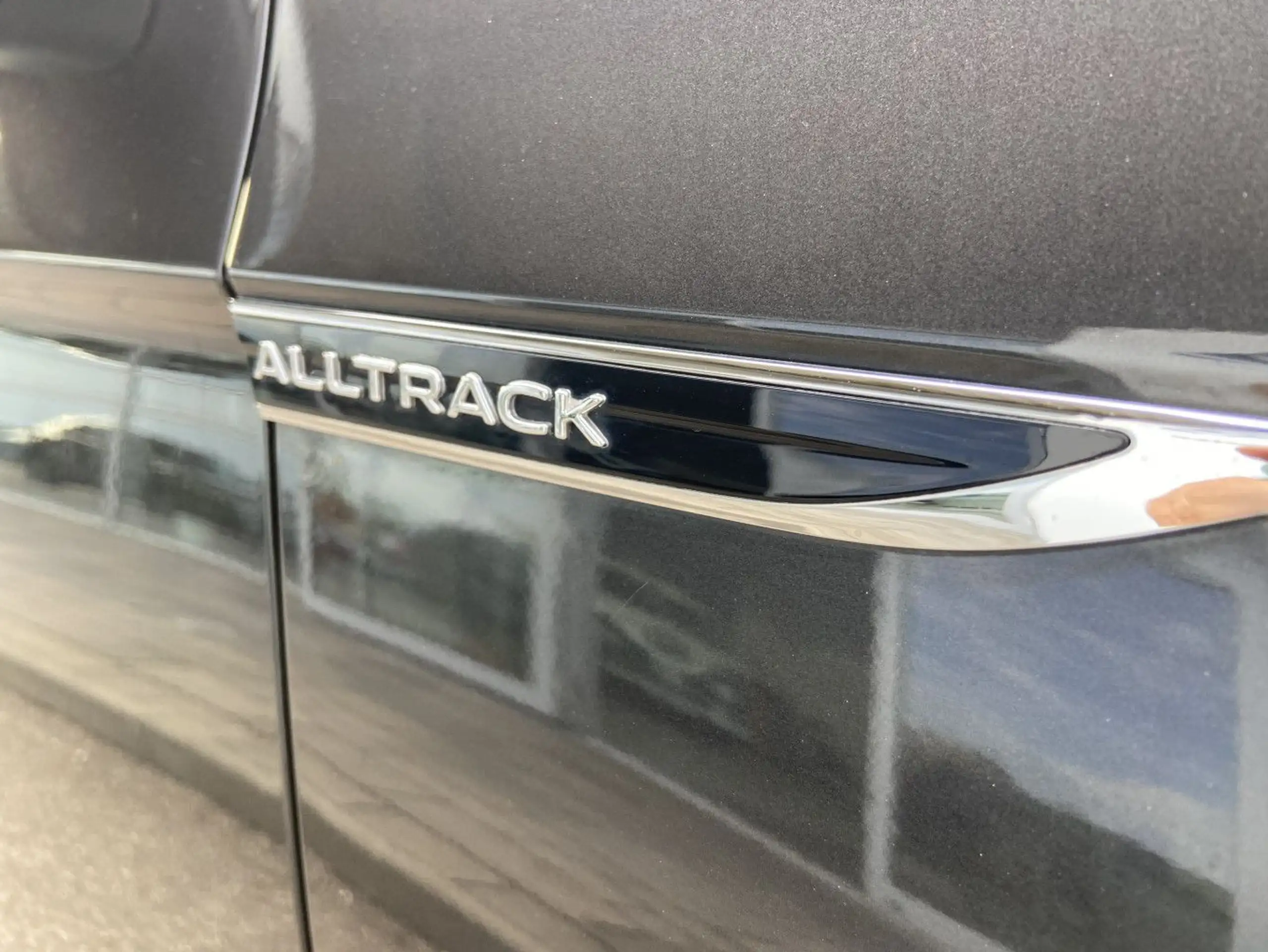 Volkswagen - Passat Alltrack