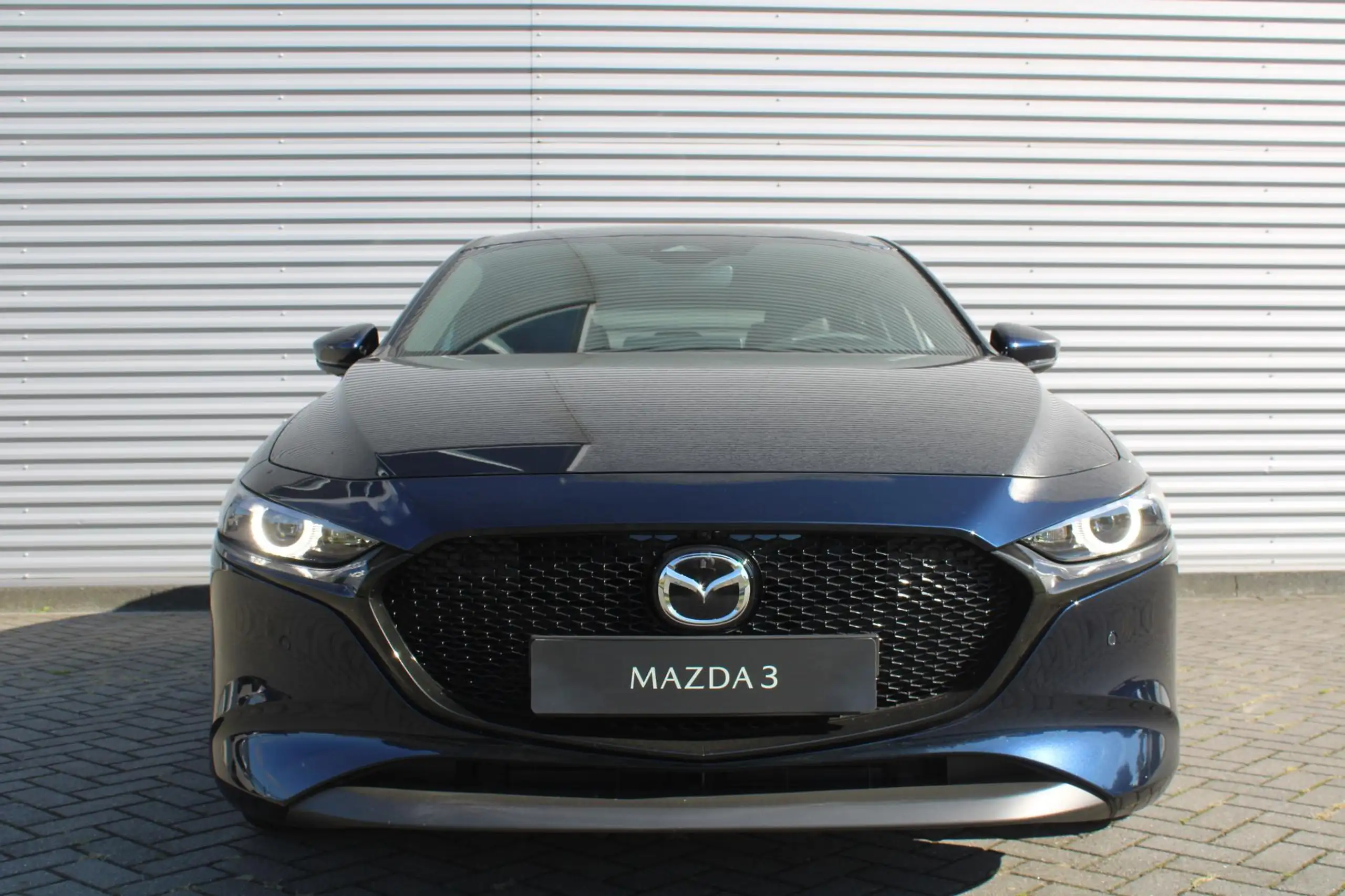 Mazda - 3