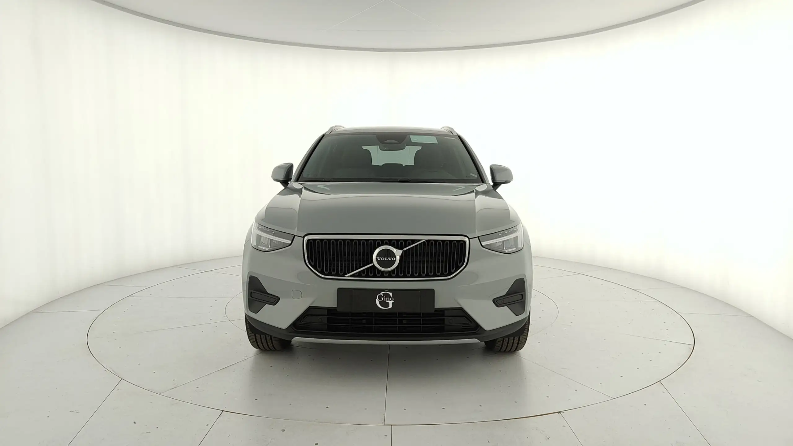 Volvo - XC40