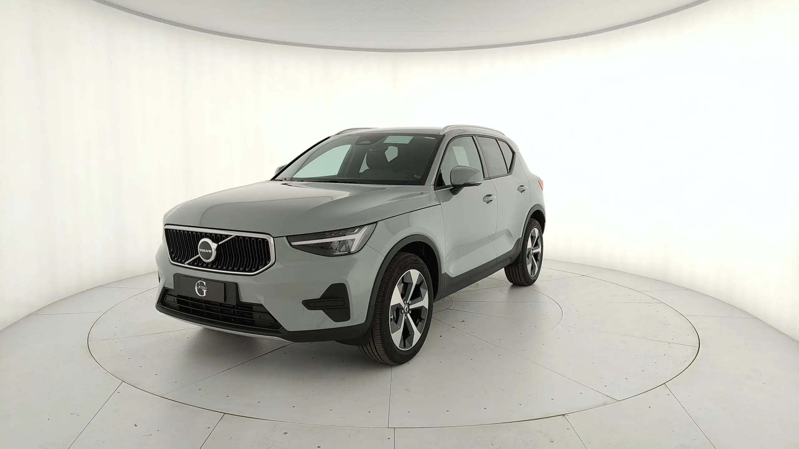 Volvo - XC40