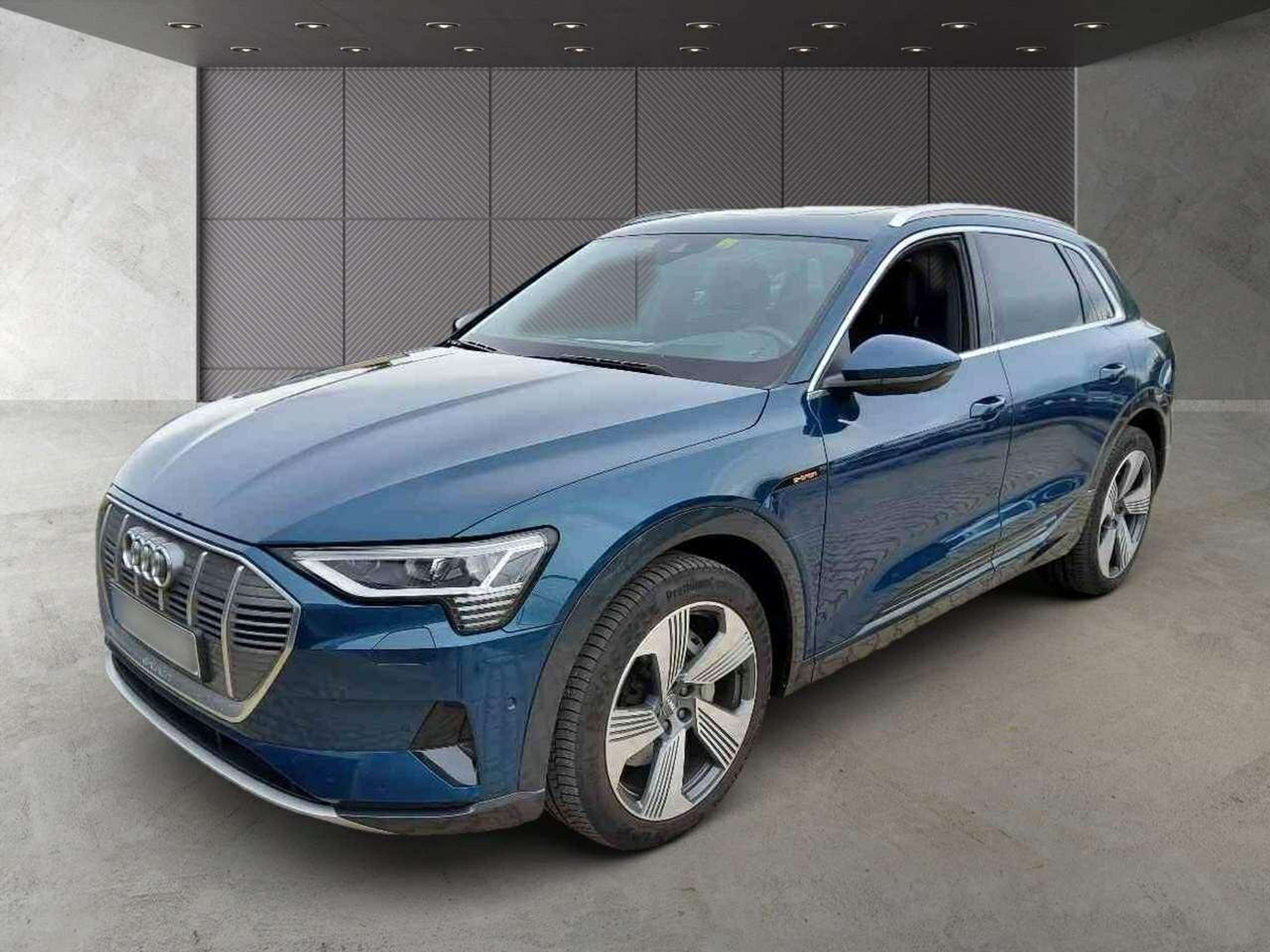 Audi - e-tron