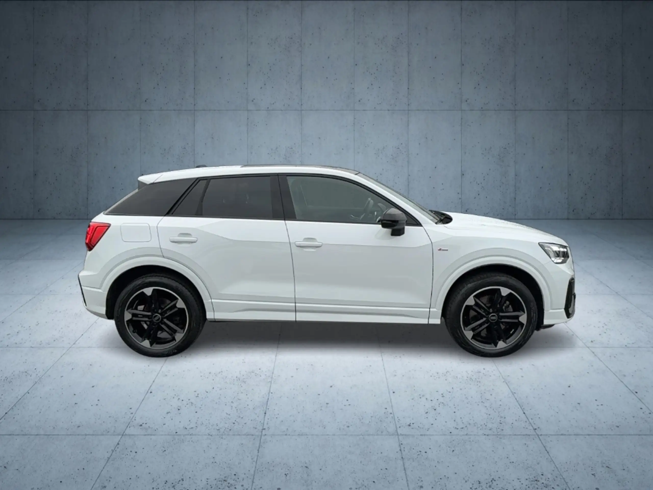 Audi - Q2