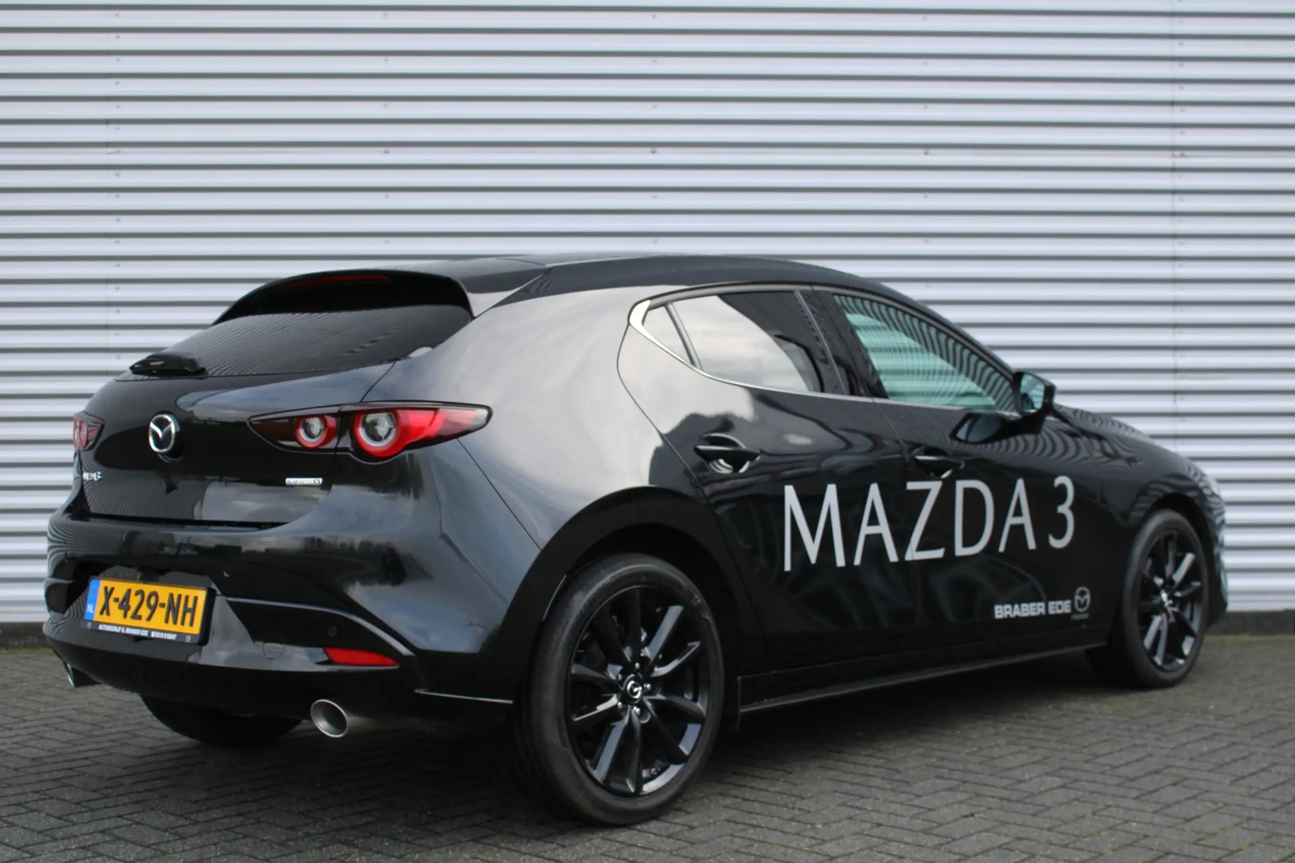 Mazda - 3