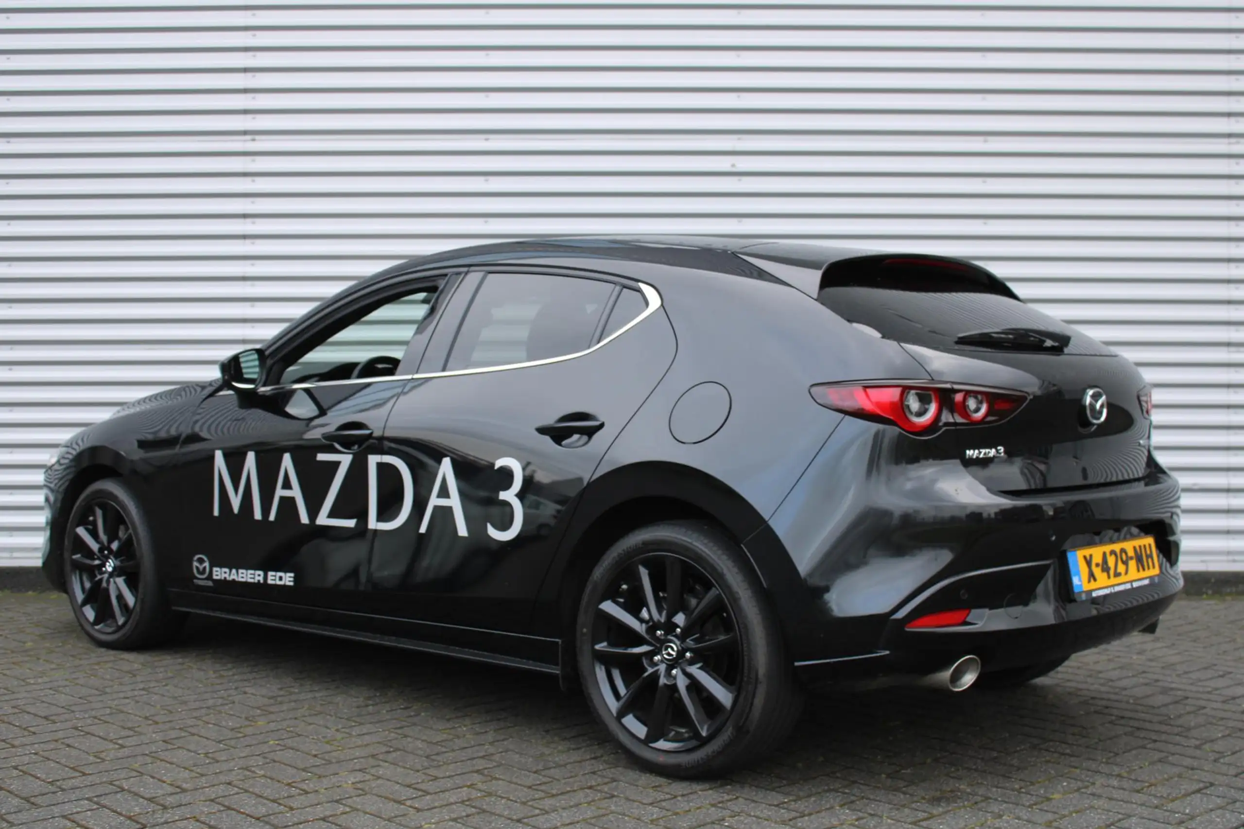 Mazda - 3