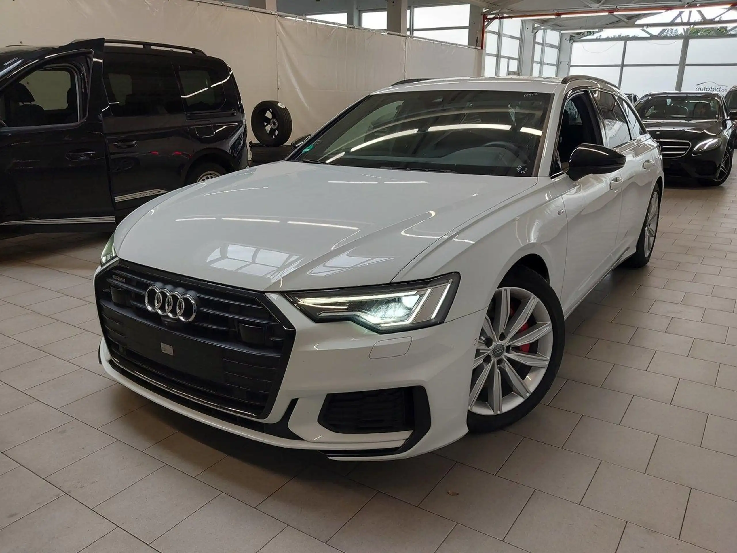 Audi - A6