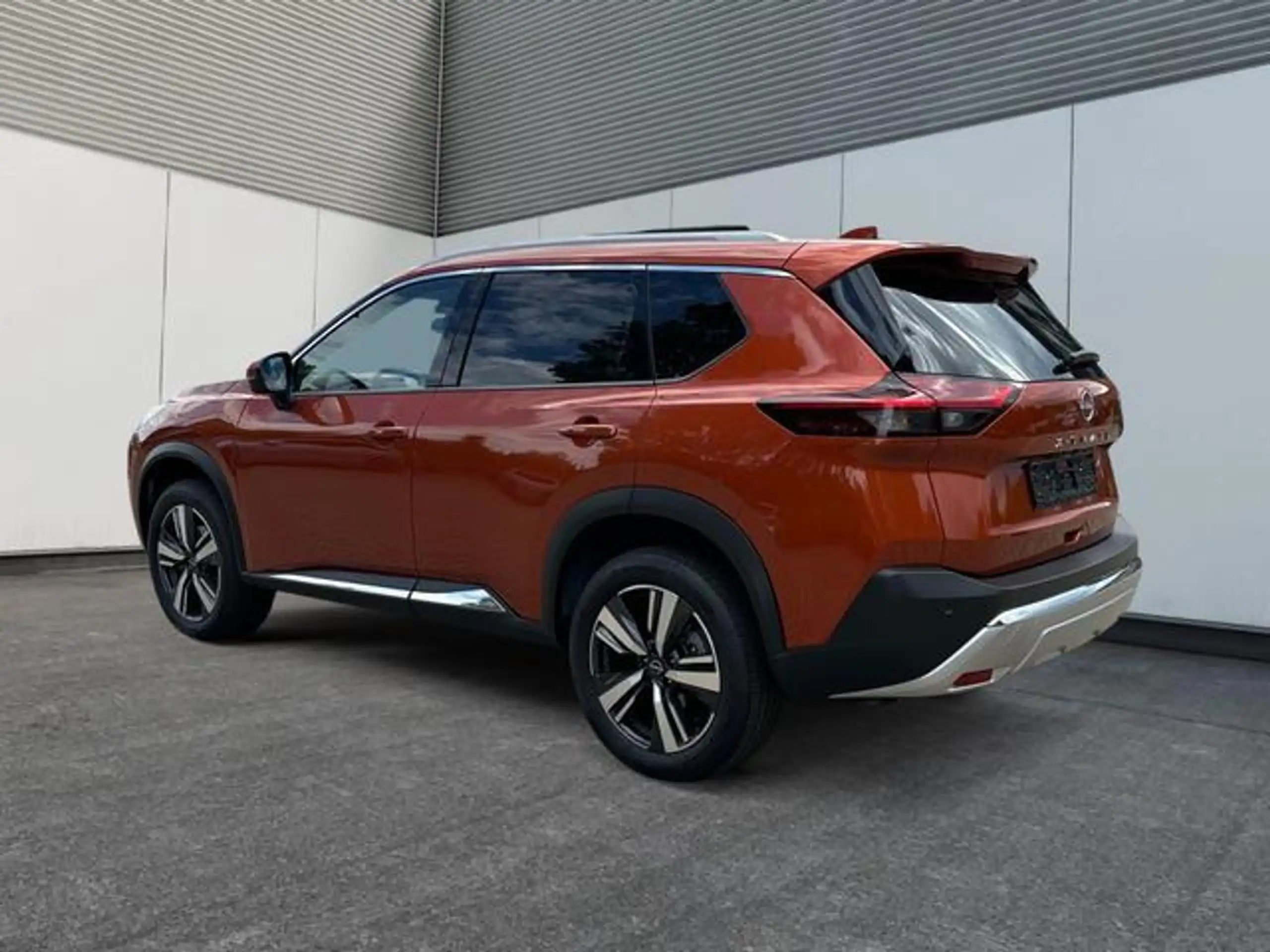 Nissan - X-Trail