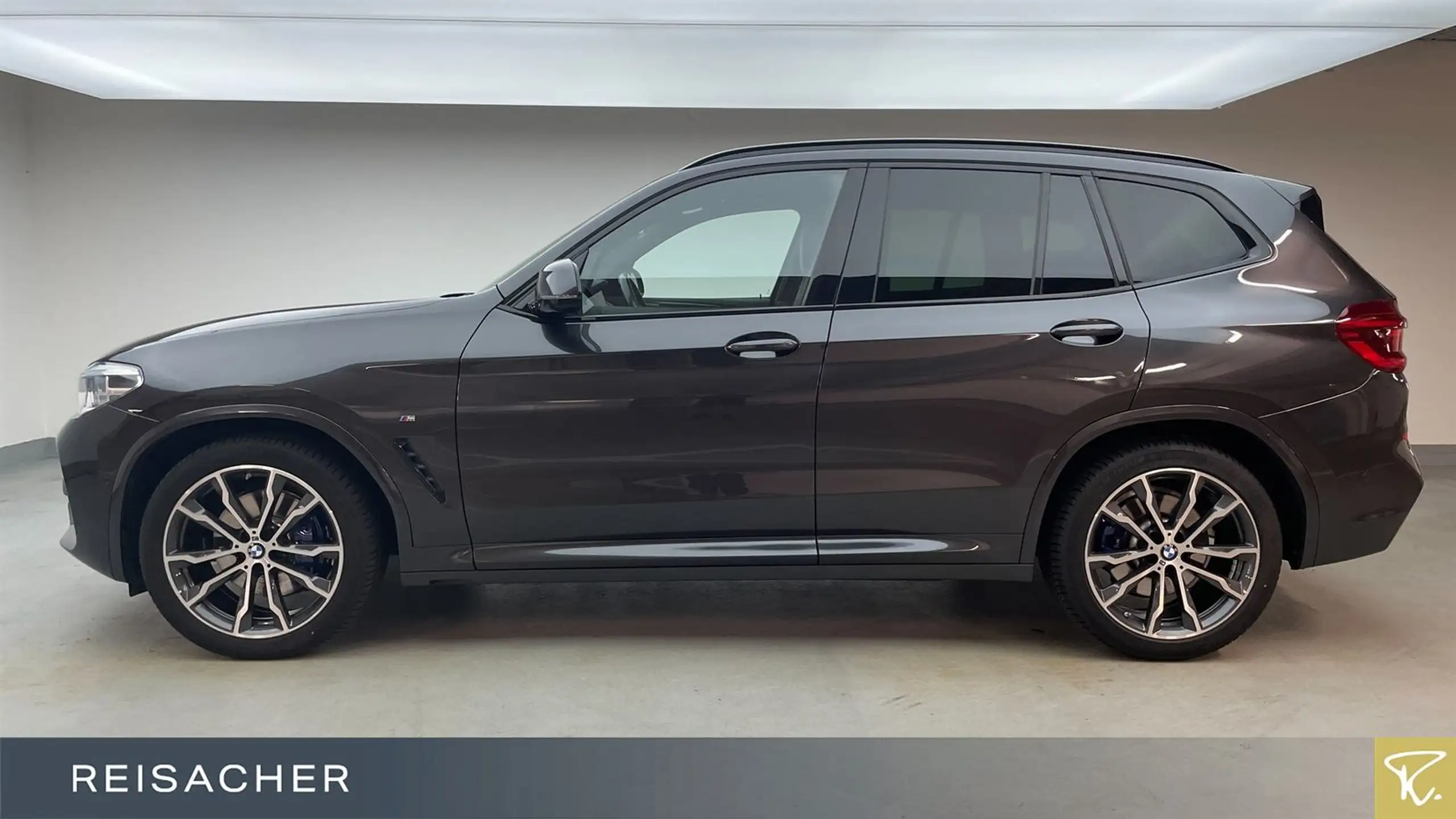 BMW - X3