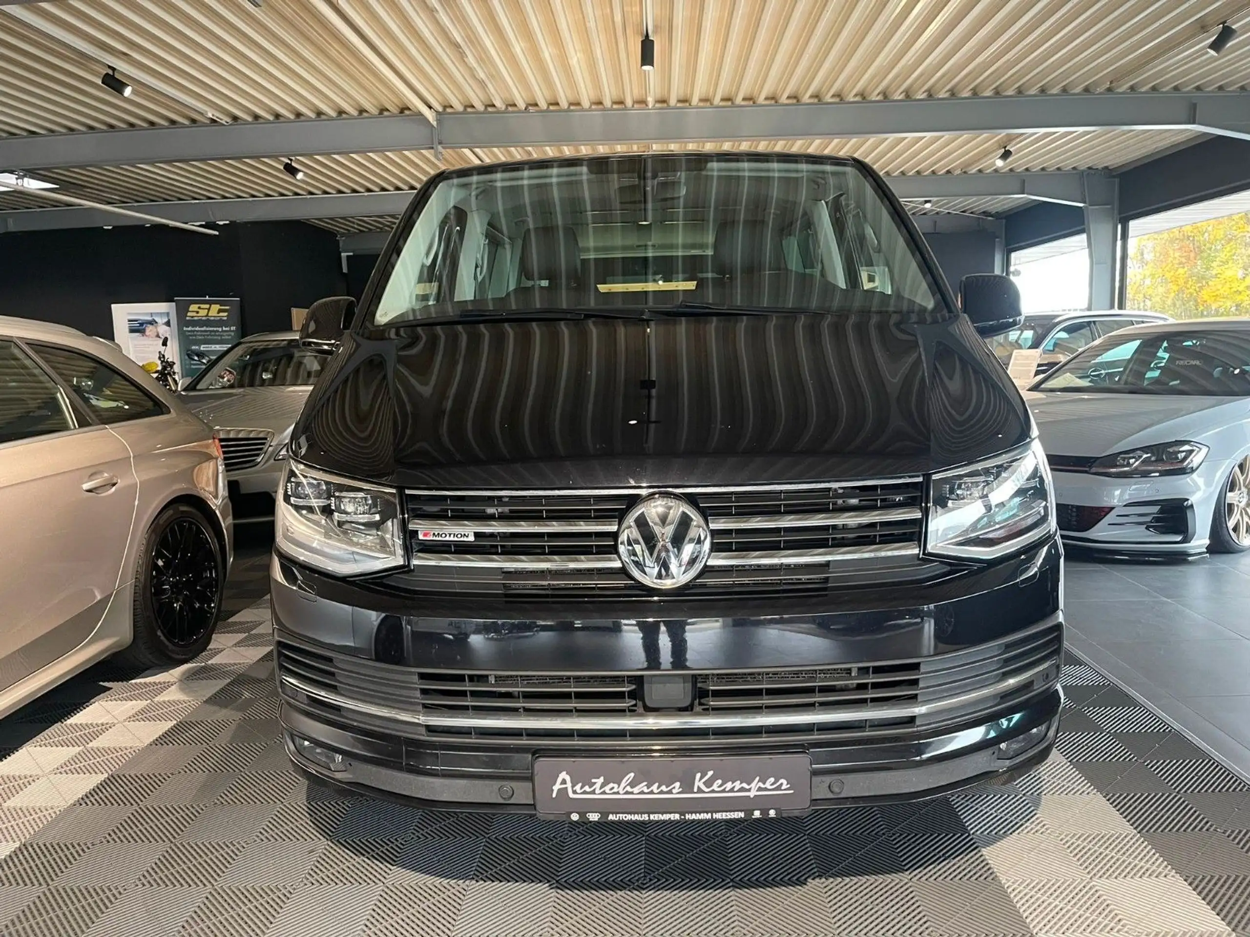 Volkswagen - T6 Multivan