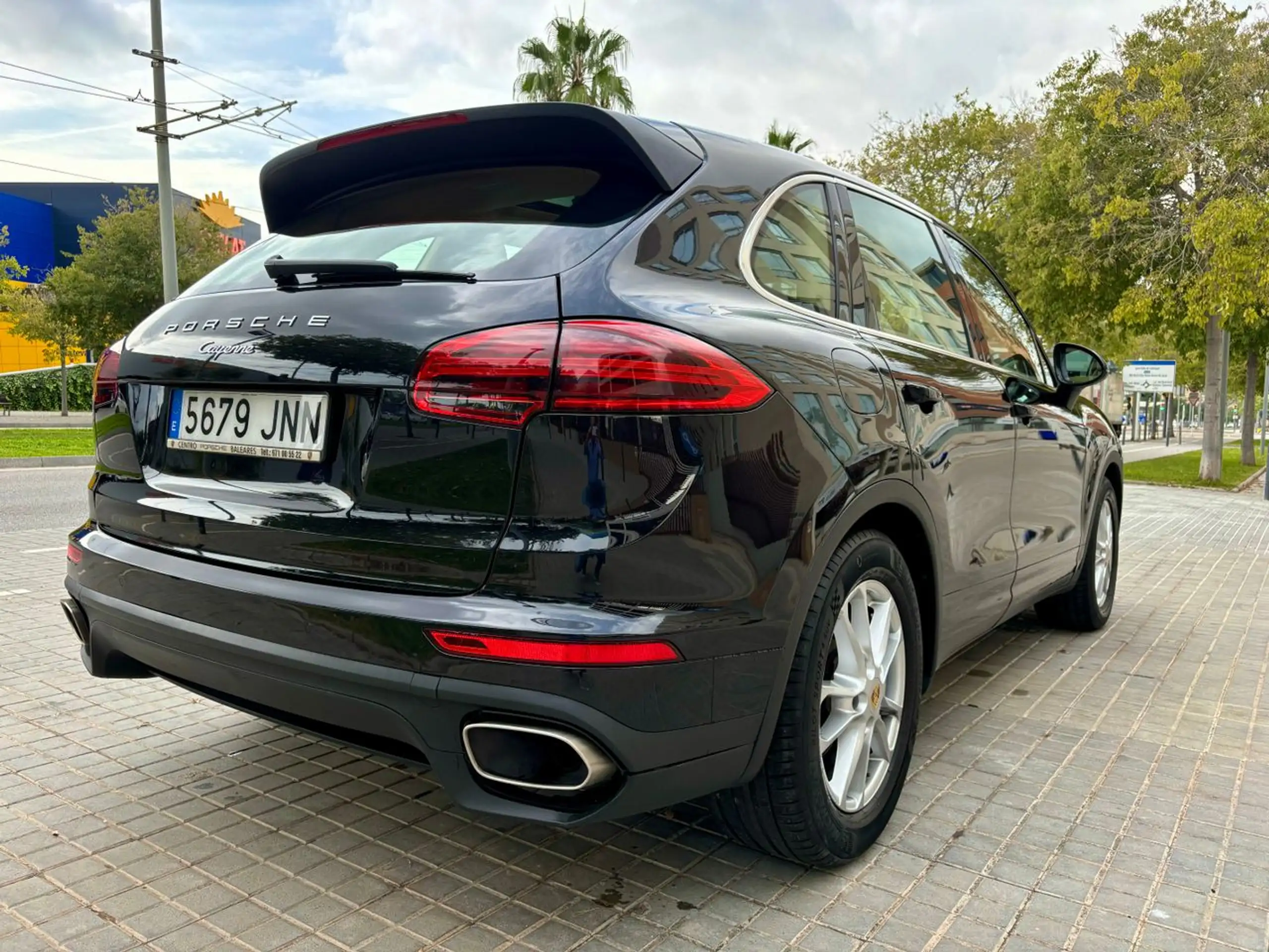 Porsche - Cayenne