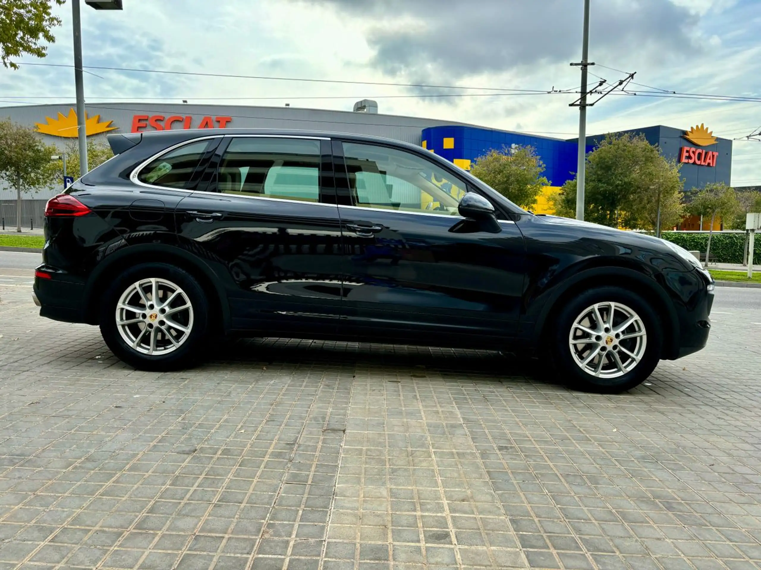 Porsche - Cayenne