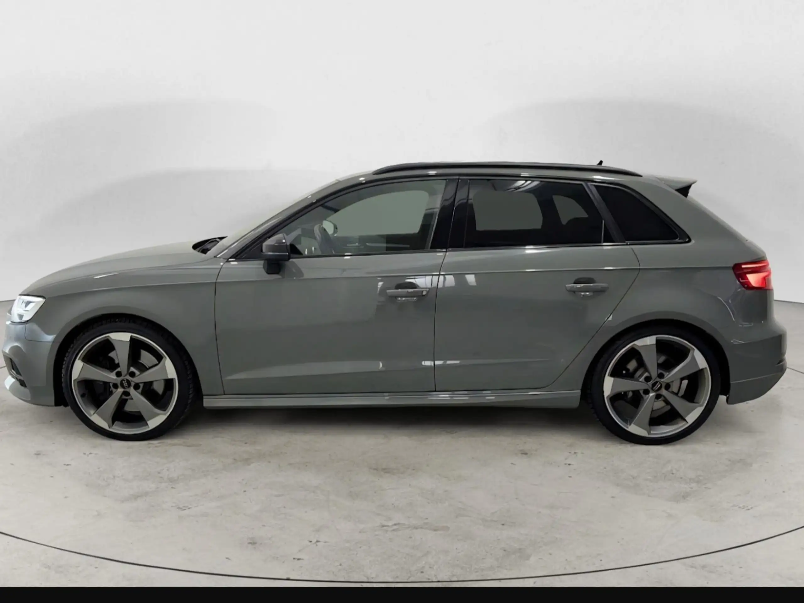 Audi - S3