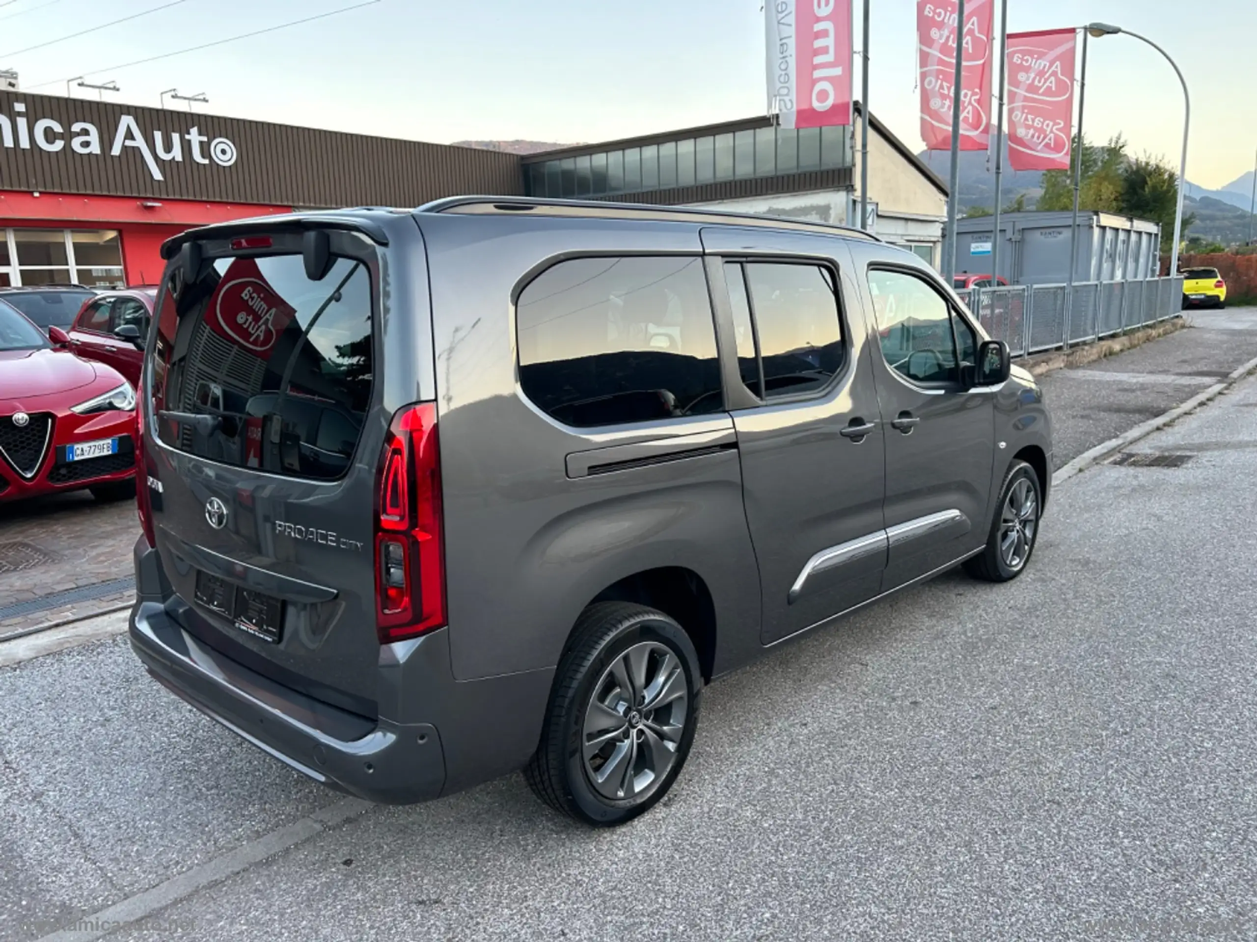 Toyota - Proace