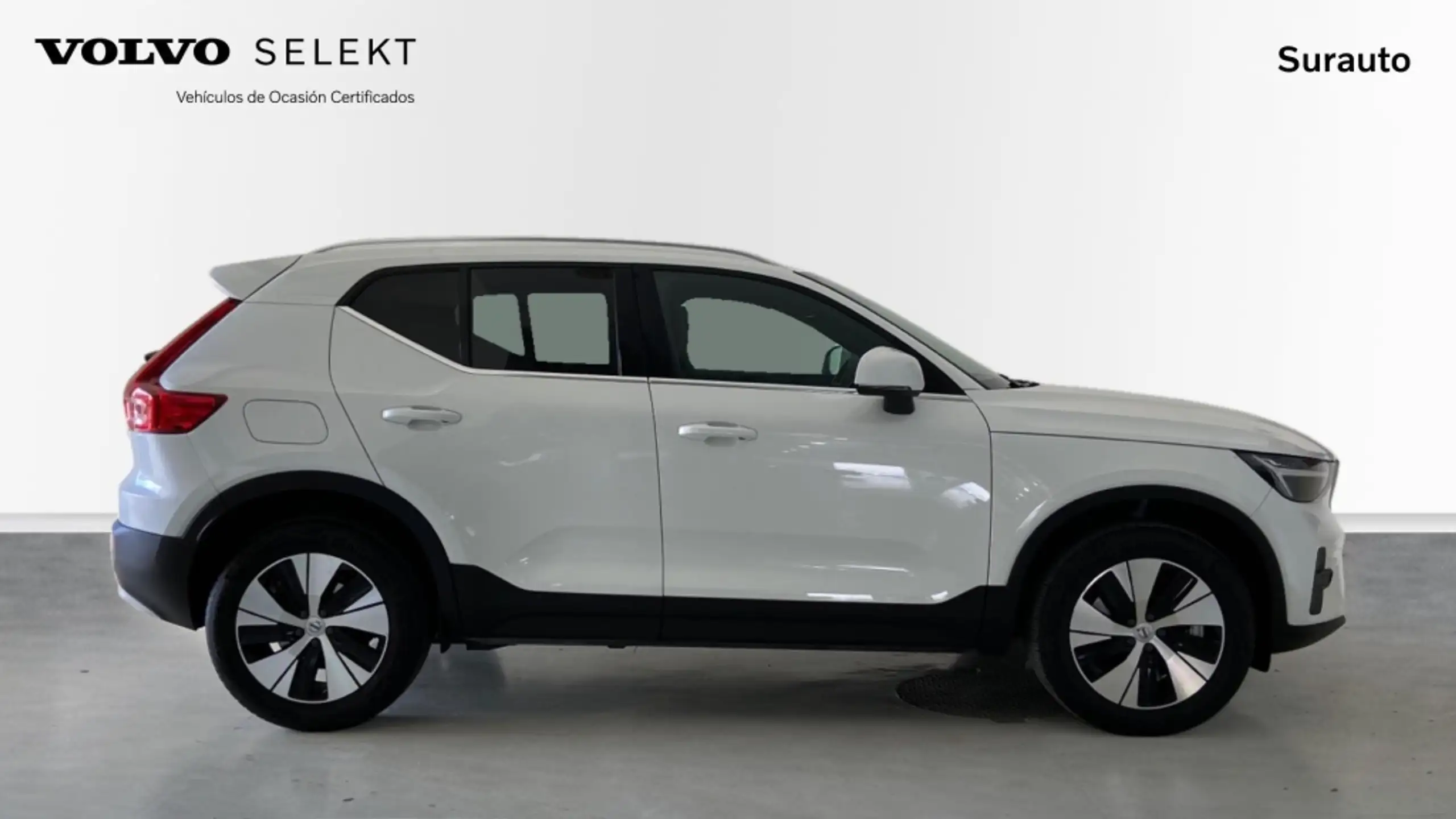 Volvo - XC40