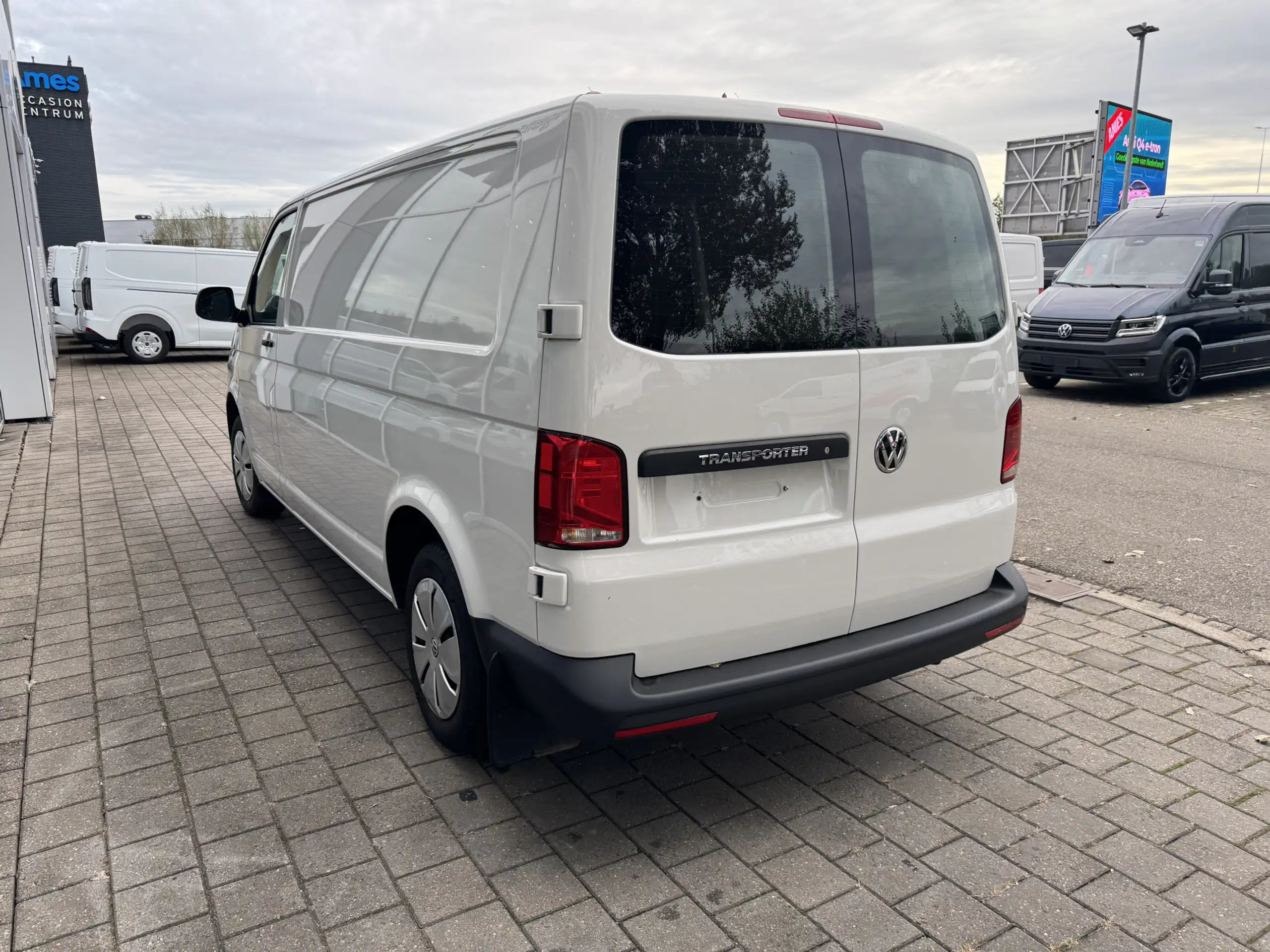 Volkswagen - T6.1 Transporter