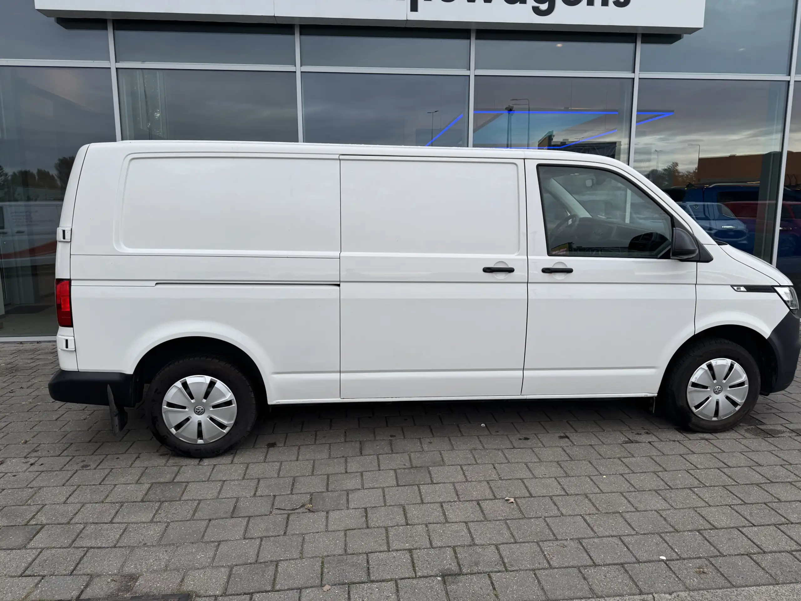 Volkswagen - T6.1 Transporter