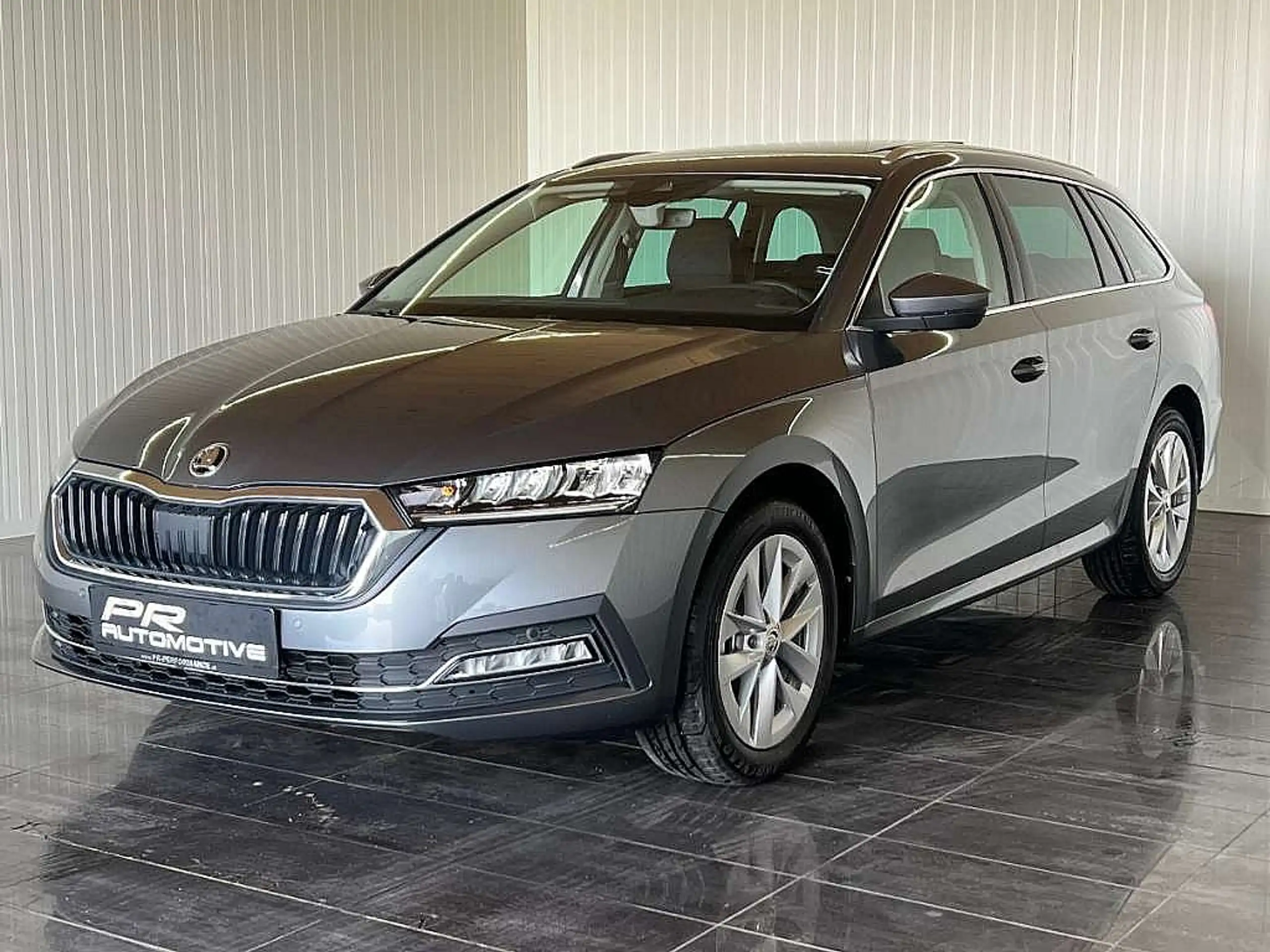 Skoda - Octavia