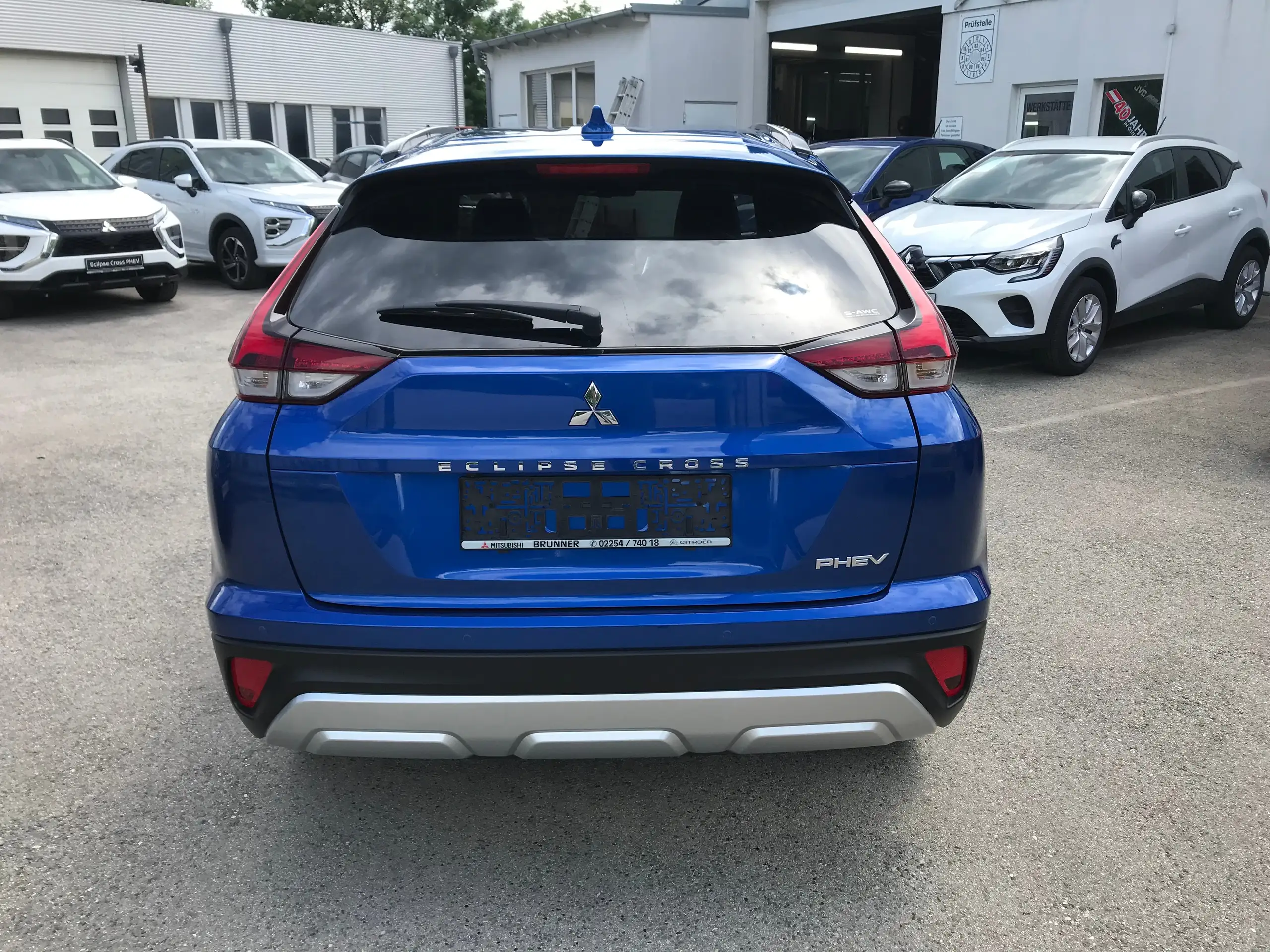 Mitsubishi - Eclipse Cross