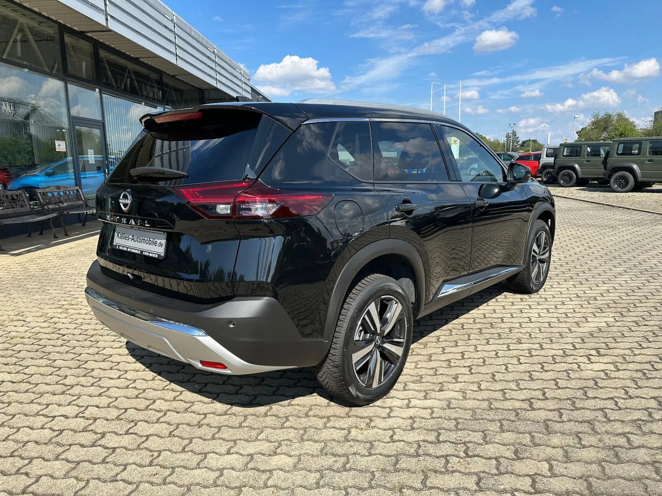 Nissan - X-Trail