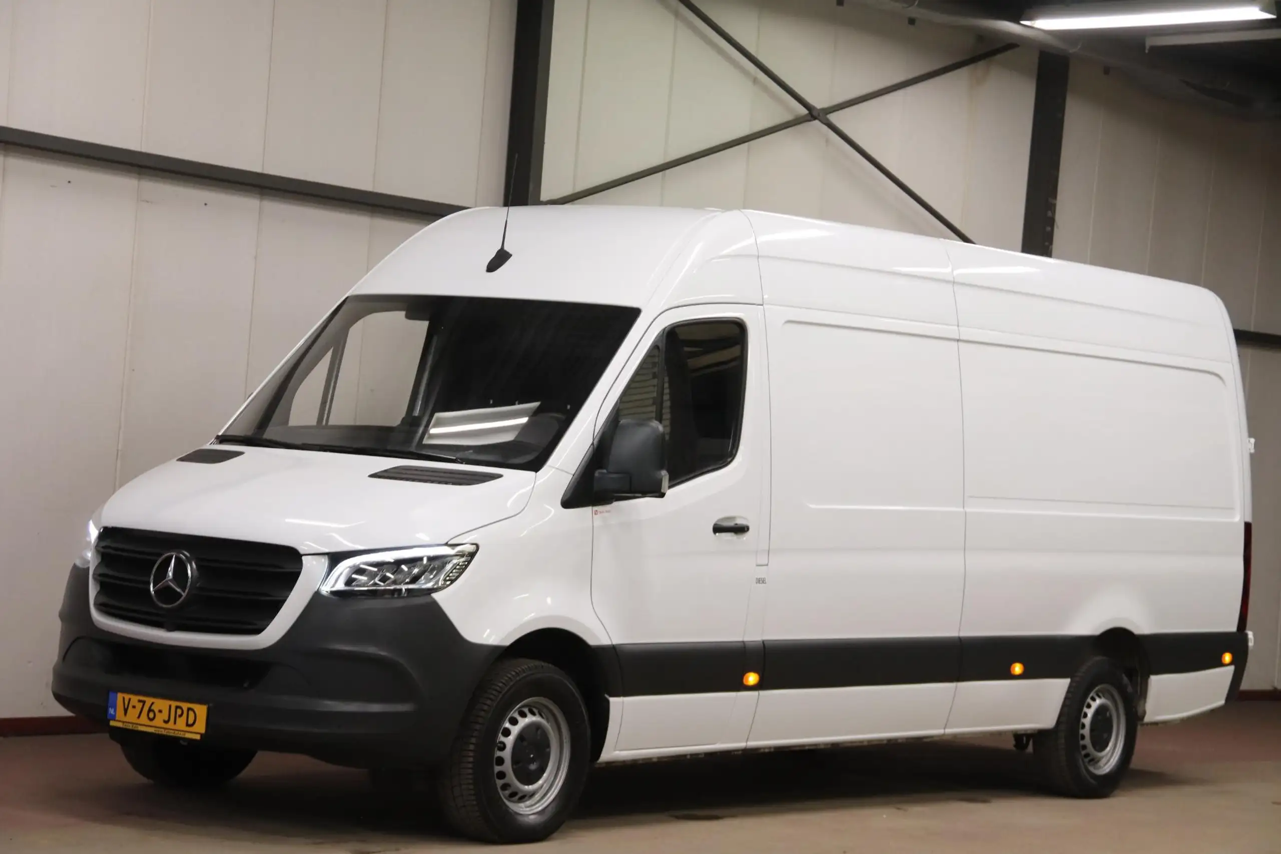 Mercedes-Benz - Sprinter