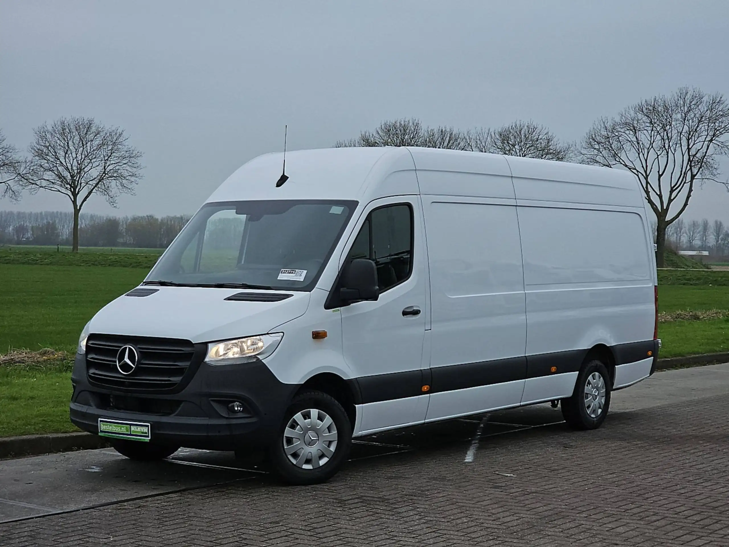 Mercedes-Benz - Sprinter