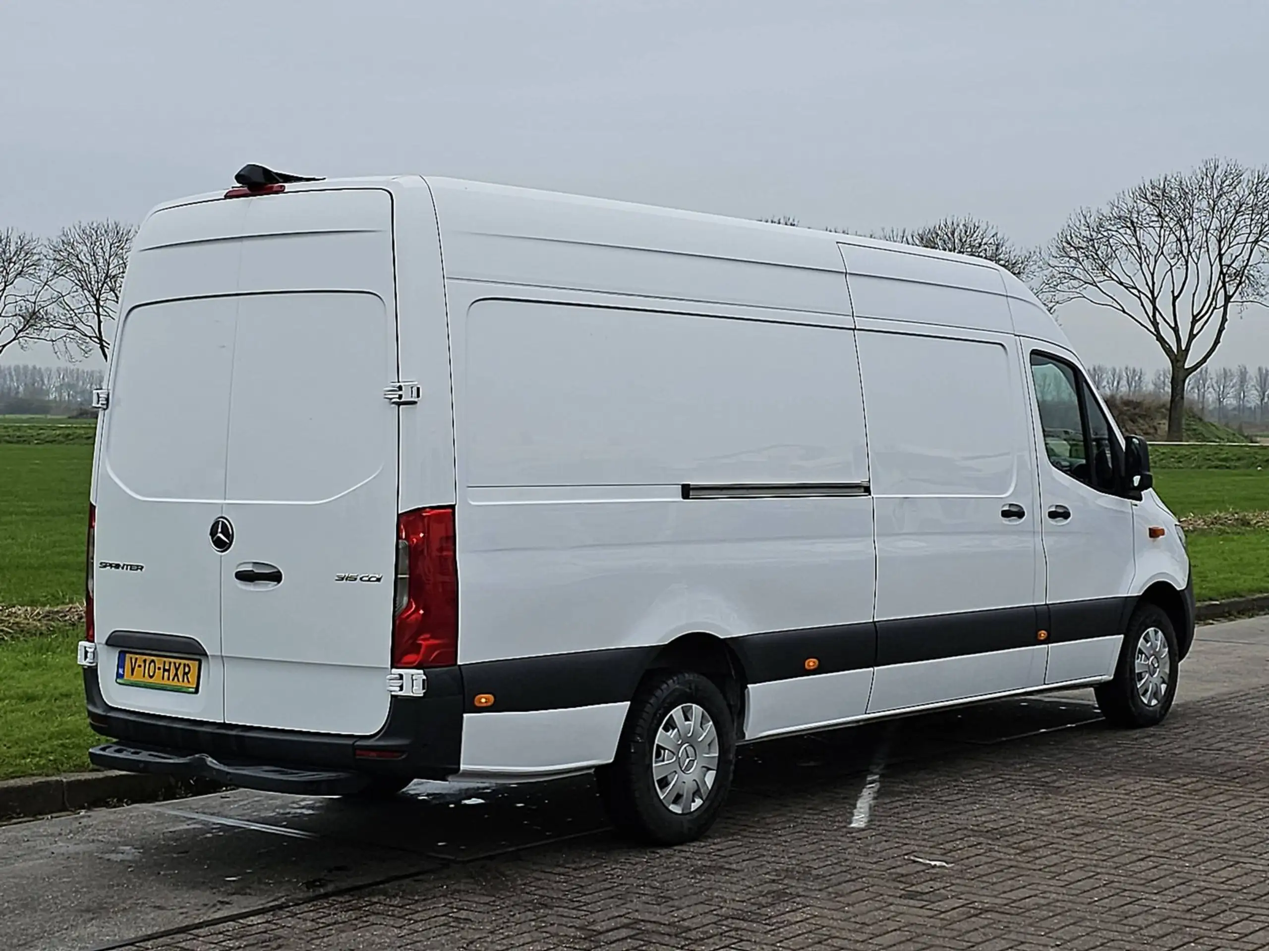 Mercedes-Benz - Sprinter