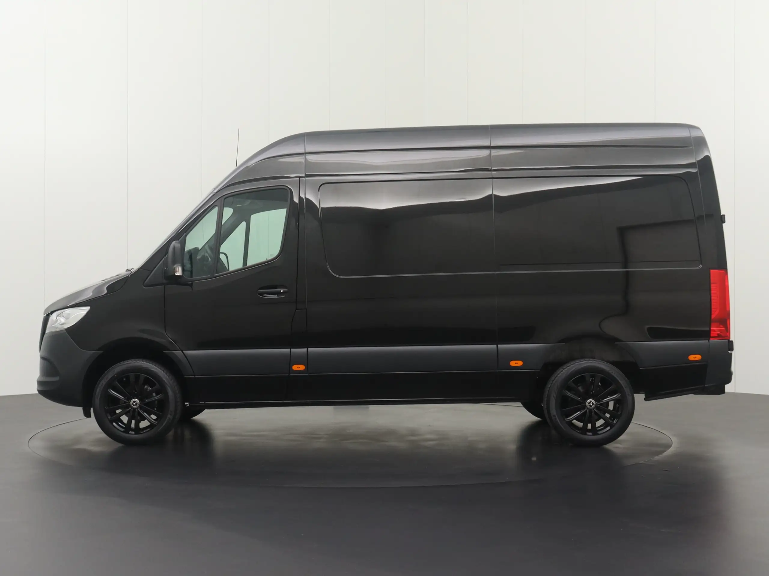 Mercedes-Benz - Sprinter