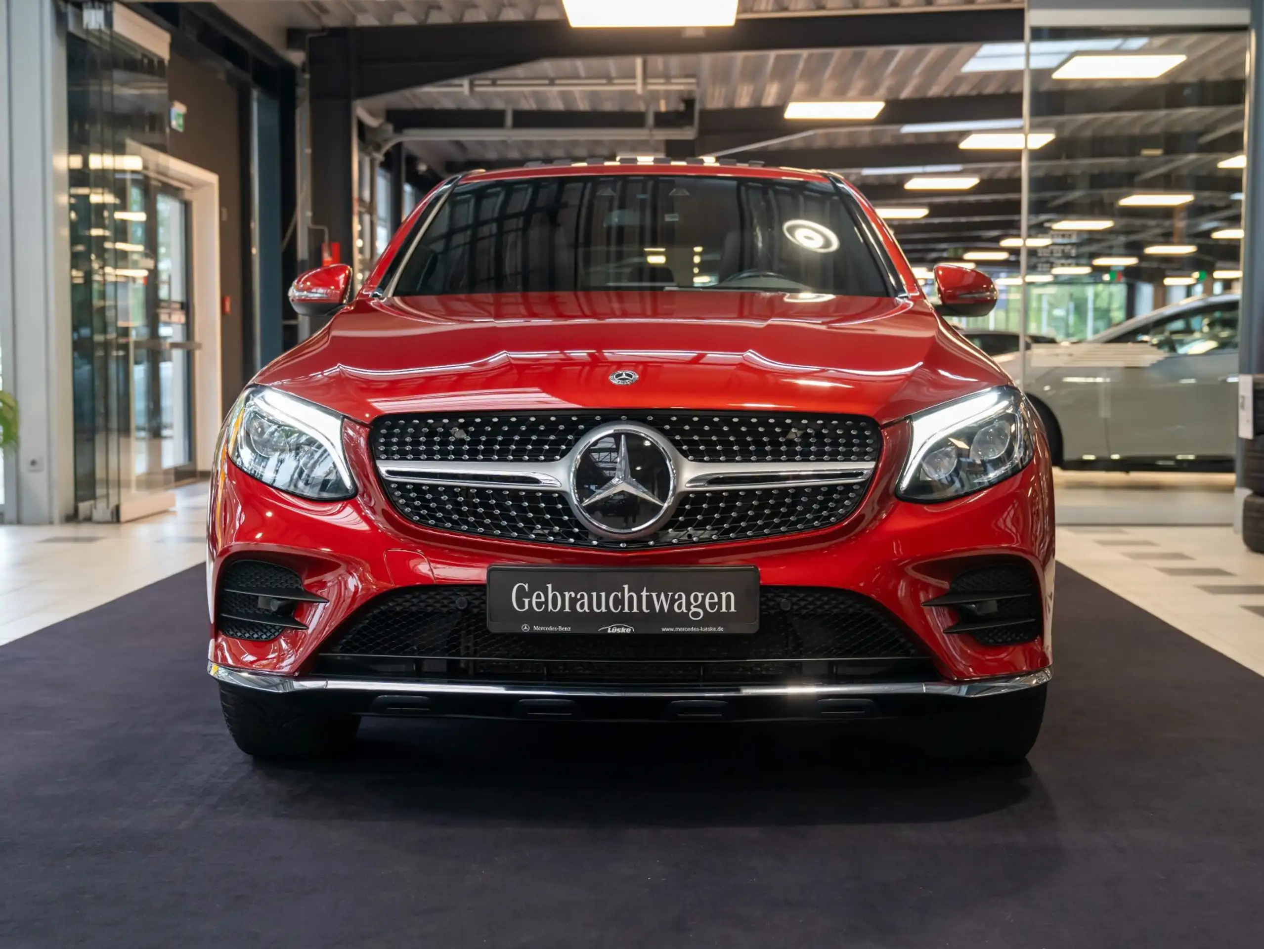 Mercedes-Benz - GLC 250