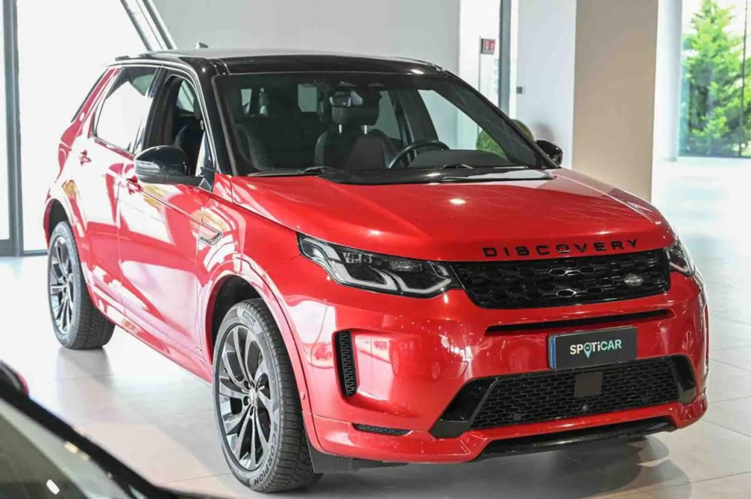 Land Rover - Discovery Sport