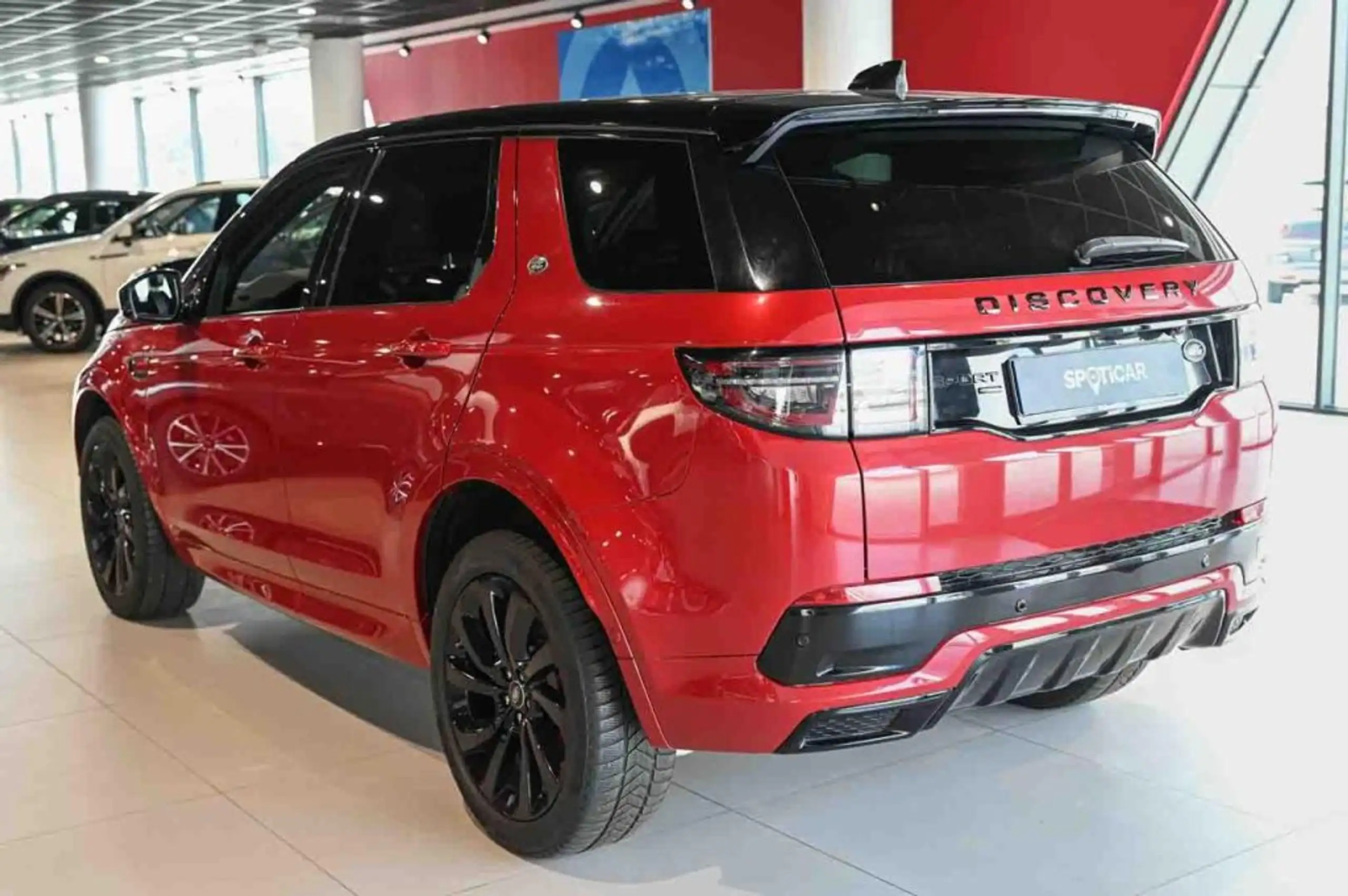 Land Rover - Discovery Sport