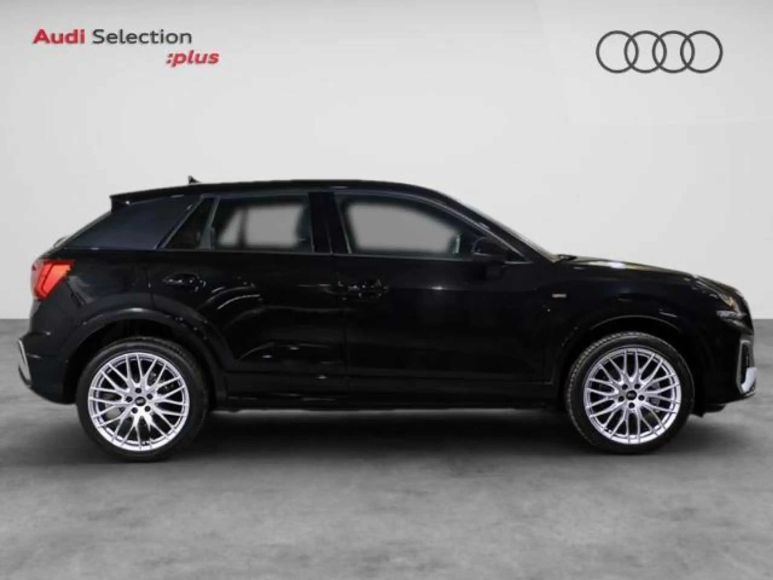 Audi - Q2