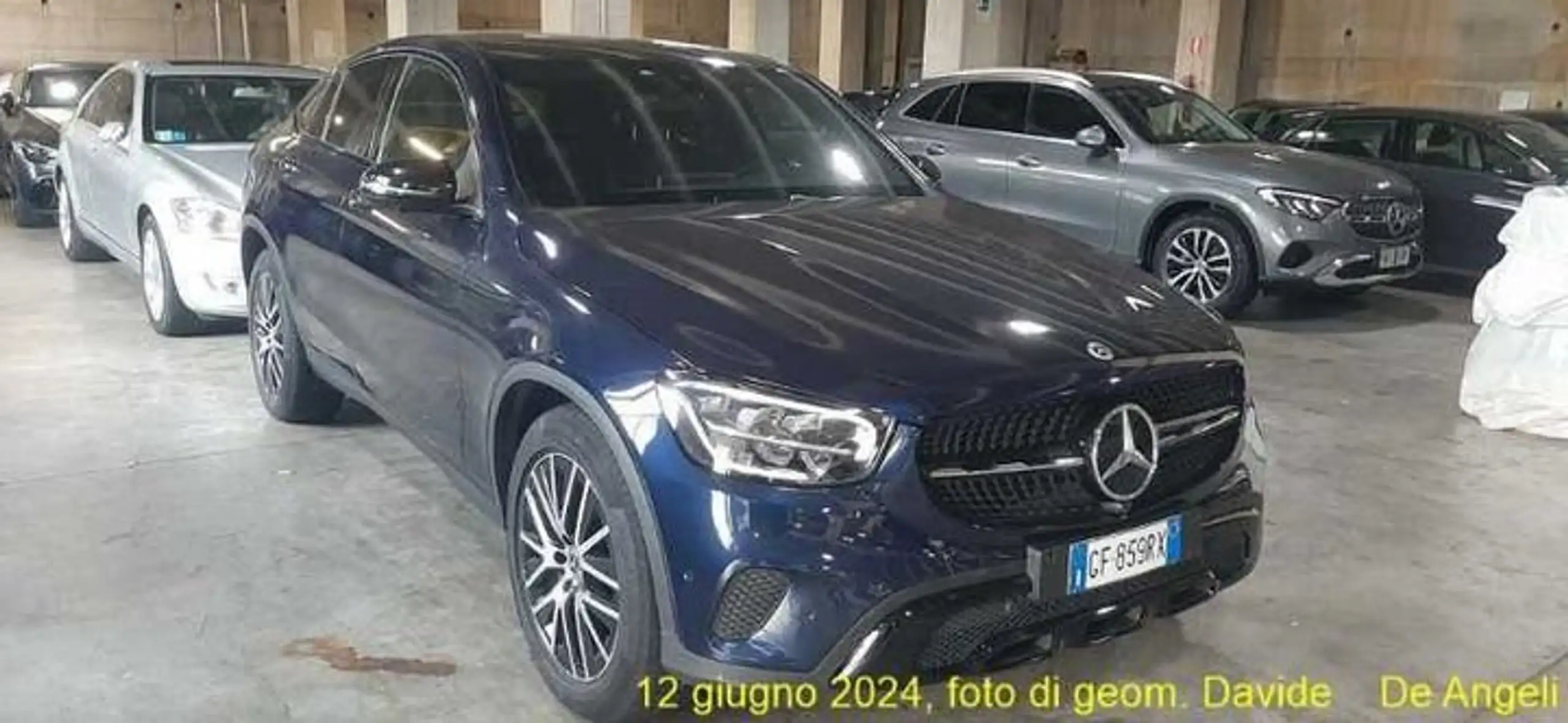 Mercedes-Benz - GLC 300